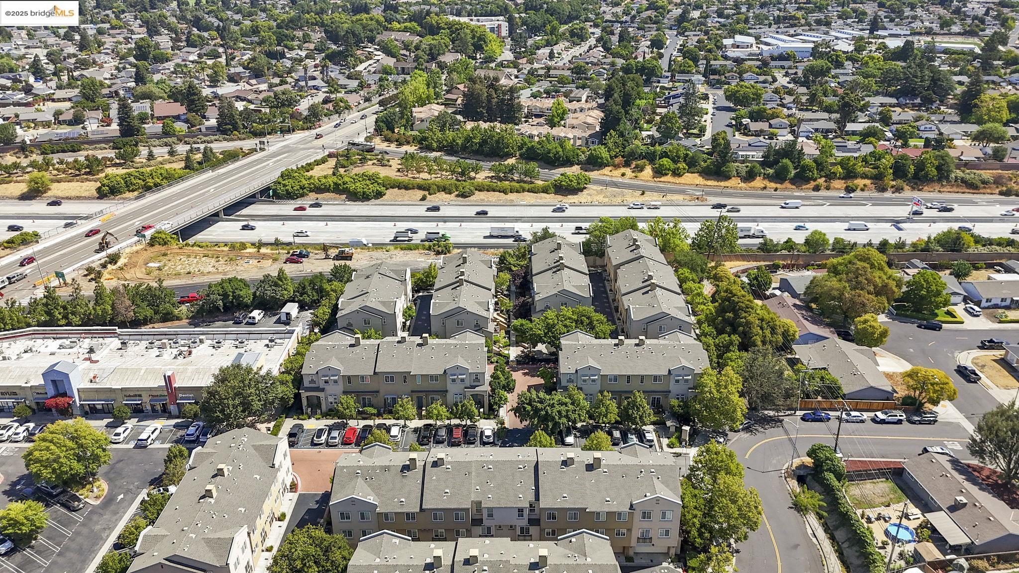 Detail Gallery Image 40 of 50 For 8892 Bellina Commons, Dublin,  CA 94566 - 3 Beds | 2/1 Baths