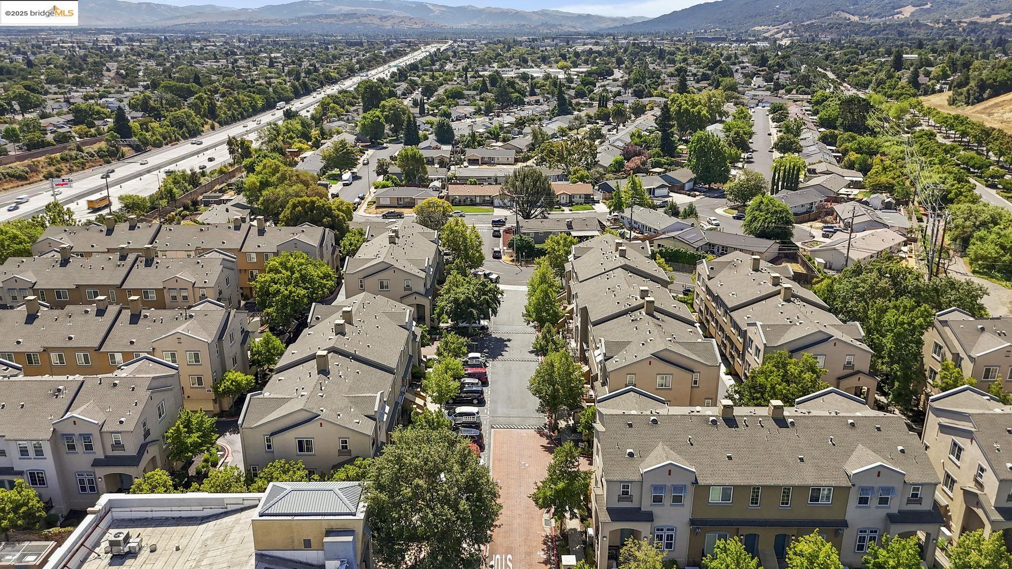 Detail Gallery Image 44 of 50 For 8892 Bellina Commons, Dublin,  CA 94566 - 3 Beds | 2/1 Baths