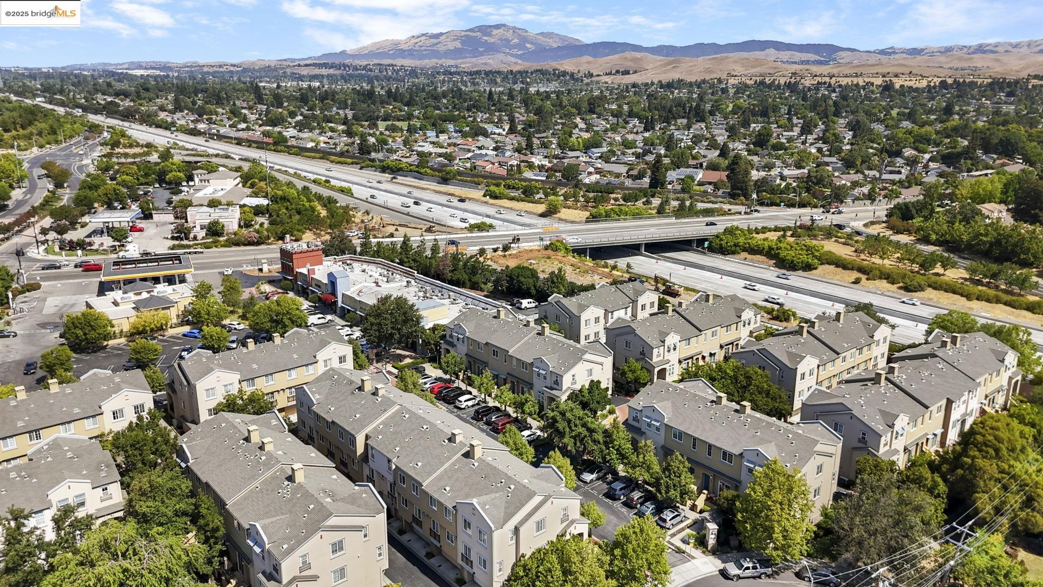 Detail Gallery Image 46 of 50 For 8892 Bellina Commons, Dublin,  CA 94566 - 3 Beds | 2/1 Baths
