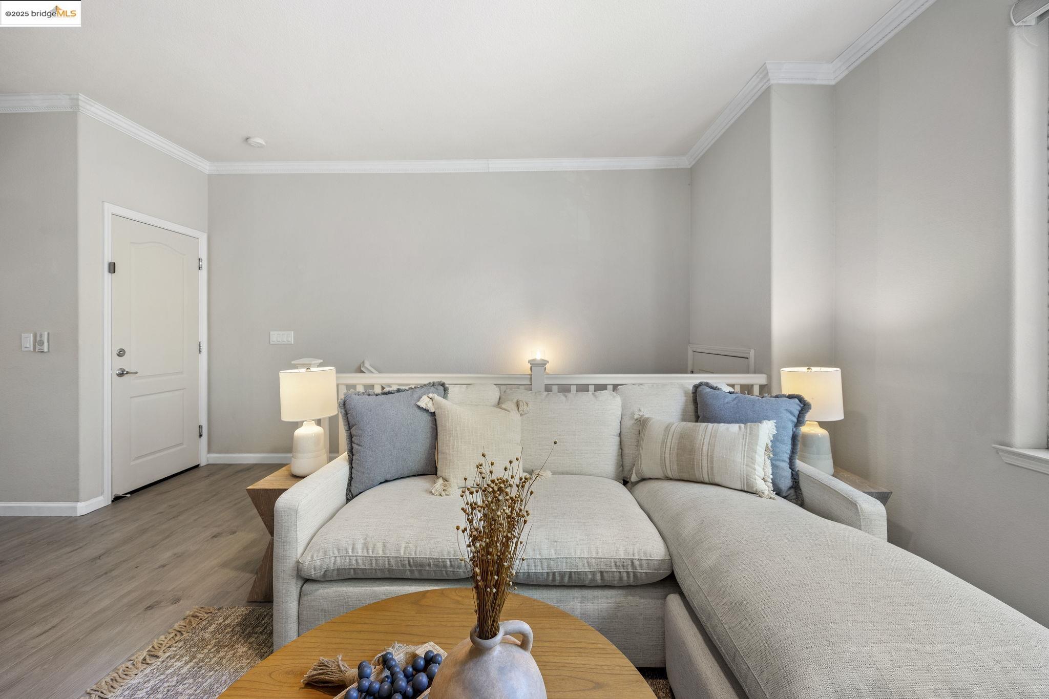 Detail Gallery Image 8 of 50 For 8892 Bellina Commons, Dublin,  CA 94566 - 3 Beds | 2/1 Baths