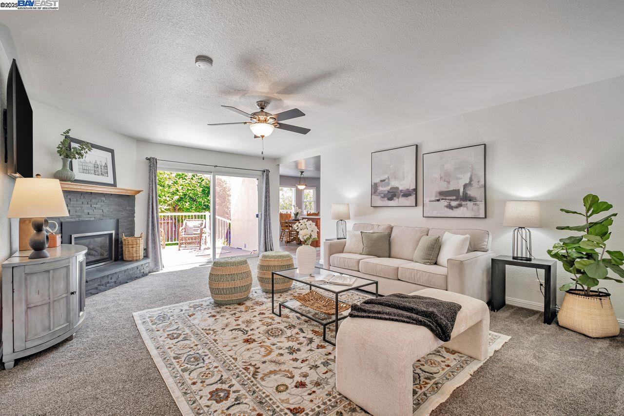 17824 Apricot Way, Castro Valley, California 94546, 3 Bedrooms Bedrooms, 6 Rooms Rooms,2 BathroomsBathrooms,Residential,For Sale,17824 Apricot Way,41106857