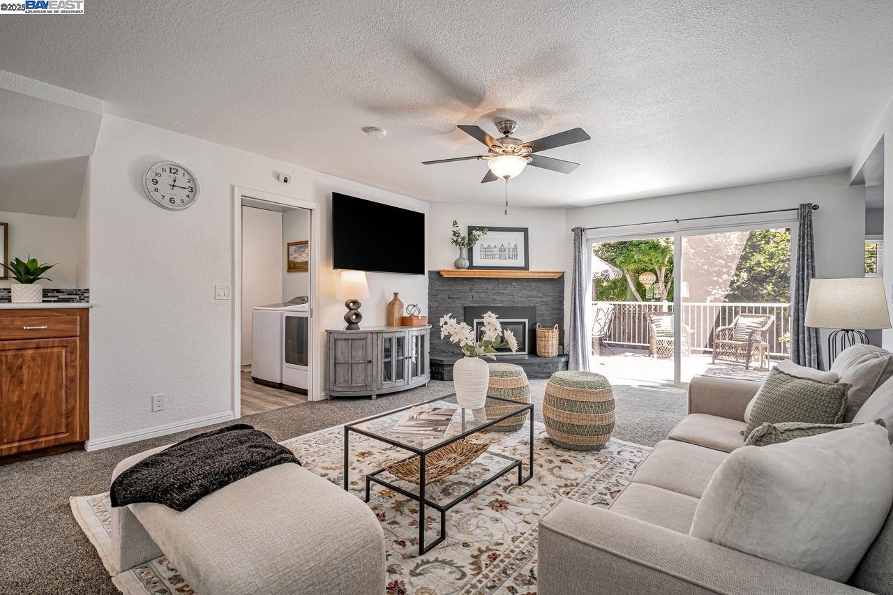 17824 Apricot Way, Castro Valley, California 94546, 3 Bedrooms Bedrooms, 6 Rooms Rooms,2 BathroomsBathrooms,Residential,For Sale,17824 Apricot Way,41106857