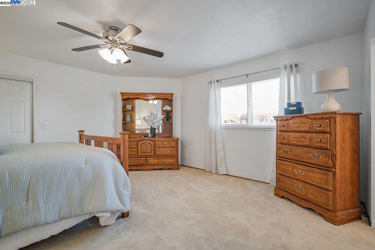 17824 Apricot Way, Castro Valley, California 94546, 3 Bedrooms Bedrooms, 6 Rooms Rooms,2 BathroomsBathrooms,Residential,For Sale,17824 Apricot Way,41106857
