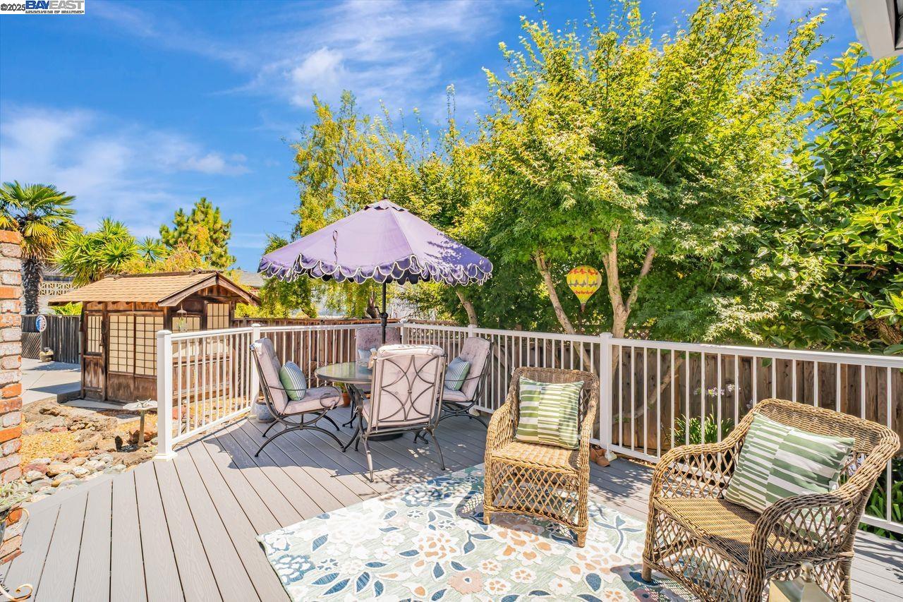17824 Apricot Way, Castro Valley, California 94546, 3 Bedrooms Bedrooms, 6 Rooms Rooms,2 BathroomsBathrooms,Residential,For Sale,17824 Apricot Way,41106857