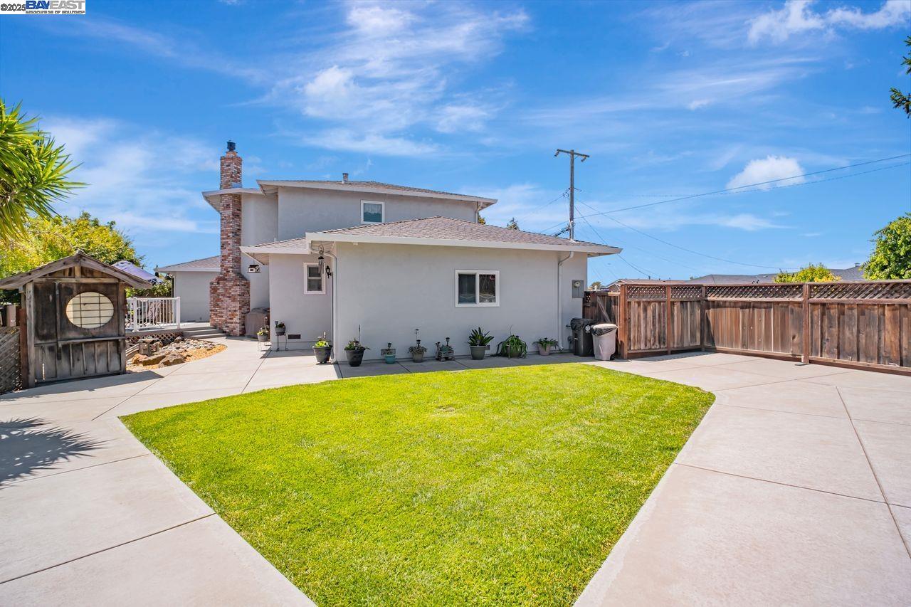 17824 Apricot Way, Castro Valley, California 94546, 3 Bedrooms Bedrooms, 6 Rooms Rooms,2 BathroomsBathrooms,Residential,For Sale,17824 Apricot Way,41106857