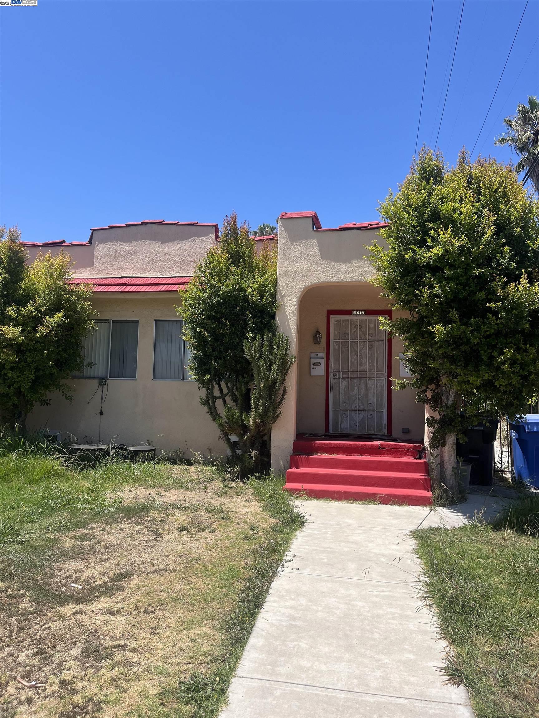5419 S Harcourt Ave, Los Angeles, California 90043, ,Residential Income,For Sale,5419 S Harcourt Ave,41106858