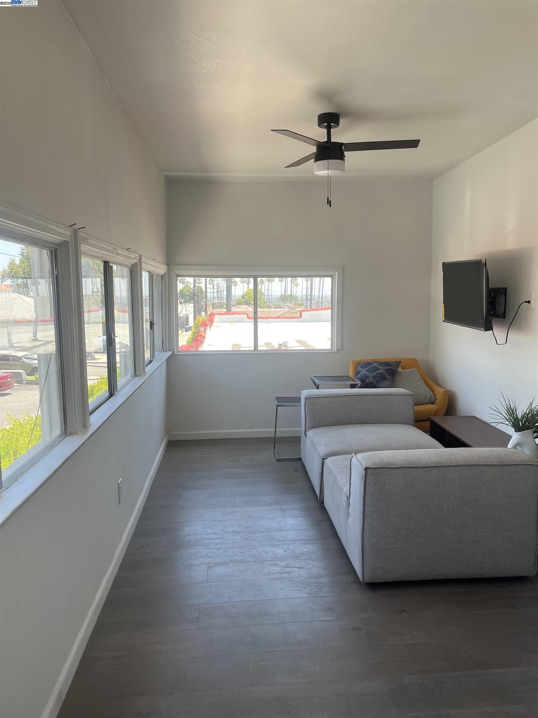 5419 S Harcourt Ave, Los Angeles, California 90043, ,Residential Income,For Sale,5419 S Harcourt Ave,41106858