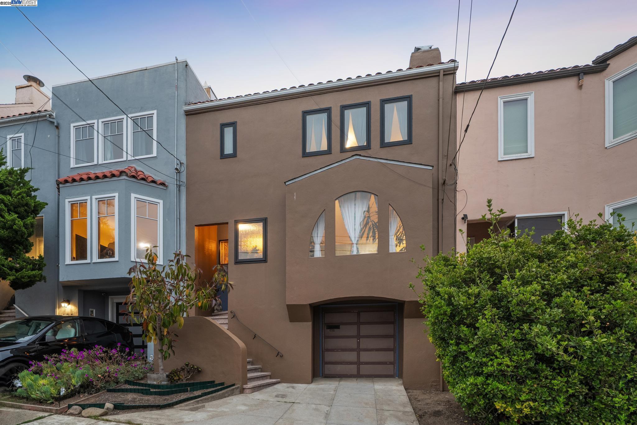 658 30Th Ave, San Francisco, California 94121, 3 Bedrooms Bedrooms, 8 Rooms Rooms,2 BathroomsBathrooms,Residential,For Sale,658 30Th Ave,41106859