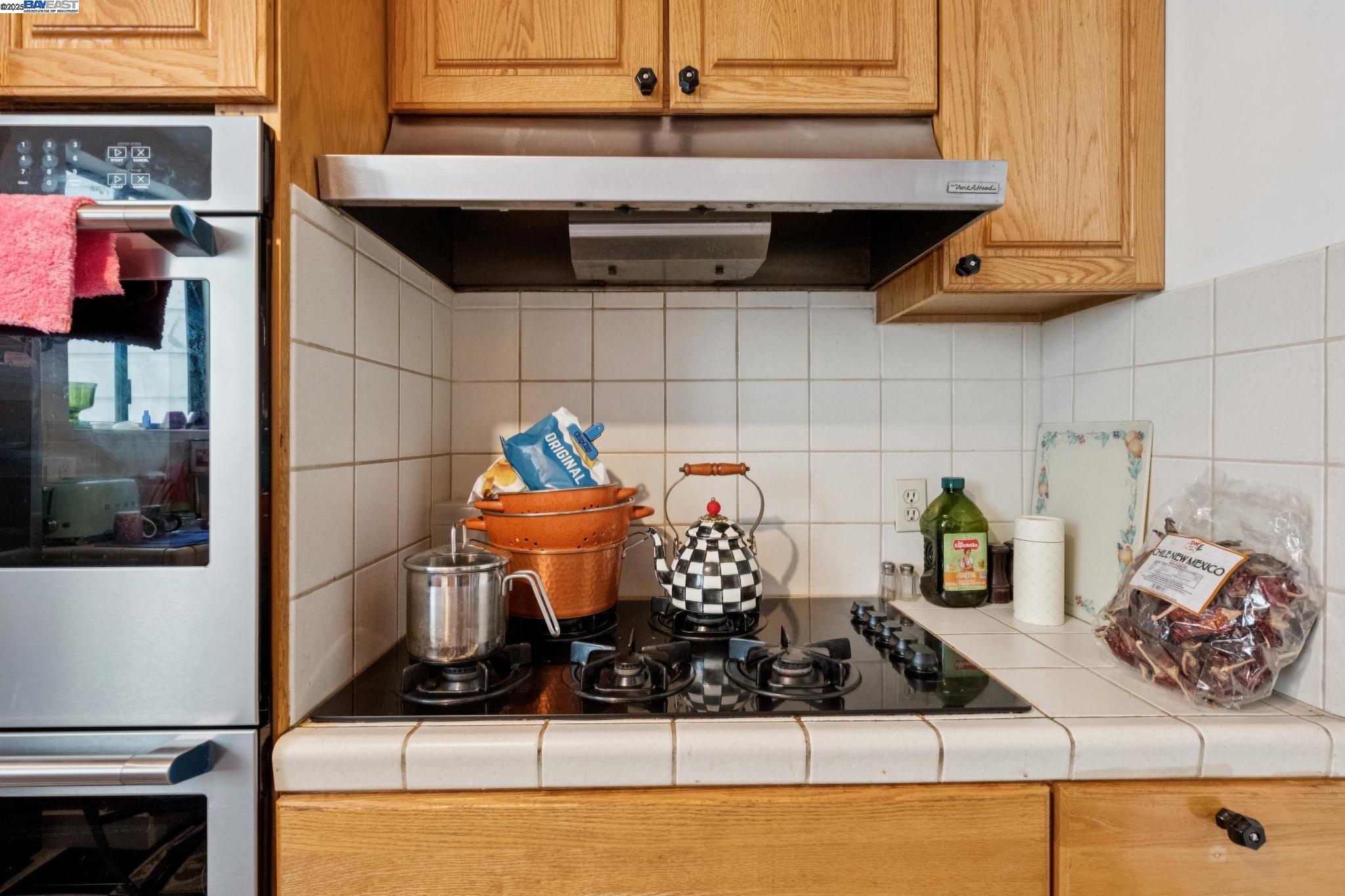 658 30Th Ave, San Francisco, California 94121, 3 Bedrooms Bedrooms, 8 Rooms Rooms,2 BathroomsBathrooms,Residential,For Sale,658 30Th Ave,41106859