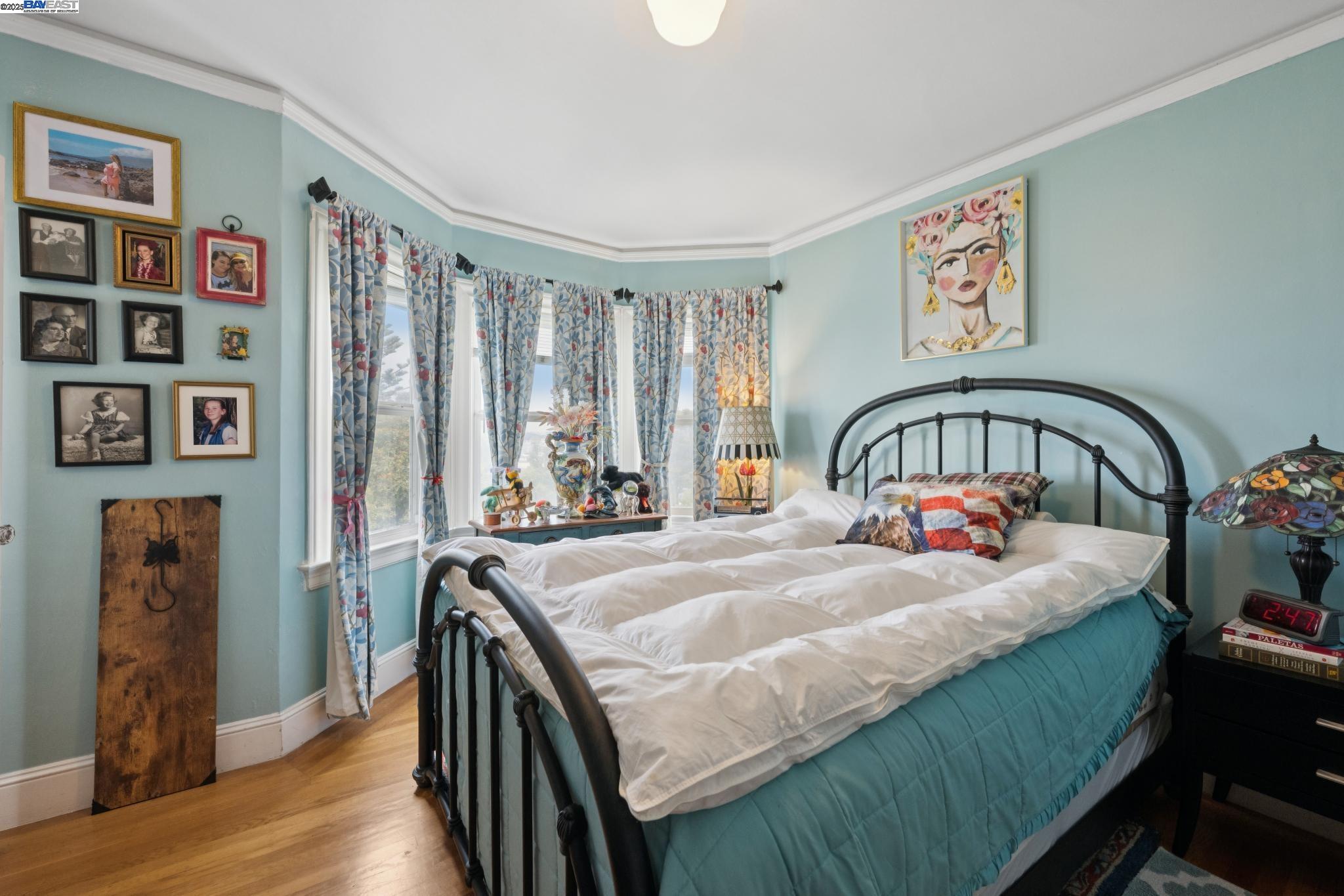 658 30Th Ave, San Francisco, California 94121, 3 Bedrooms Bedrooms, 8 Rooms Rooms,2 BathroomsBathrooms,Residential,For Sale,658 30Th Ave,41106859