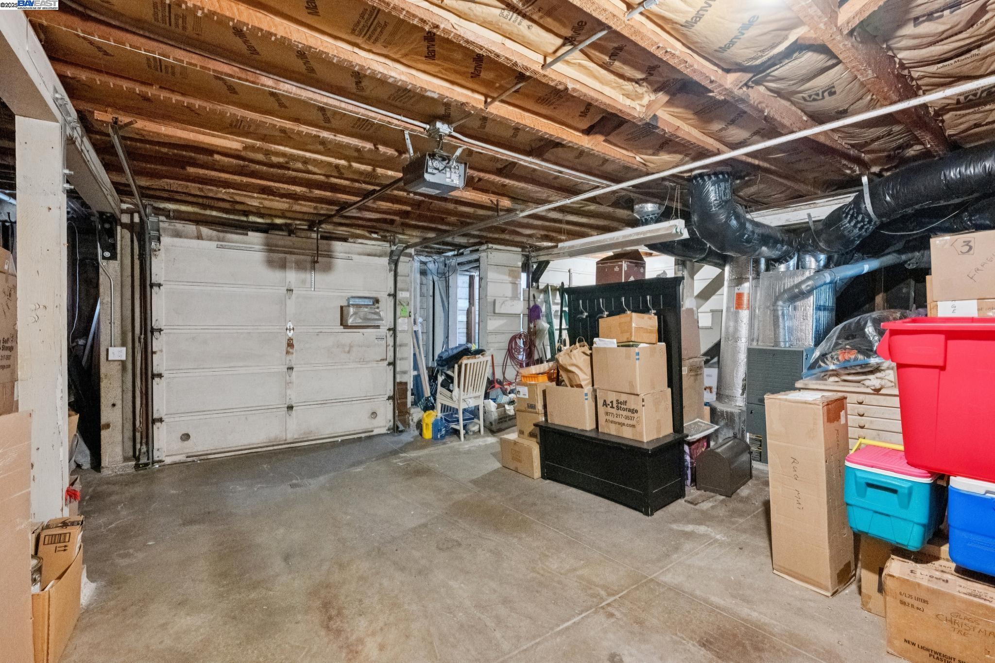 658 30Th Ave, San Francisco, California 94121, 3 Bedrooms Bedrooms, 8 Rooms Rooms,2 BathroomsBathrooms,Residential,For Sale,658 30Th Ave,41106859