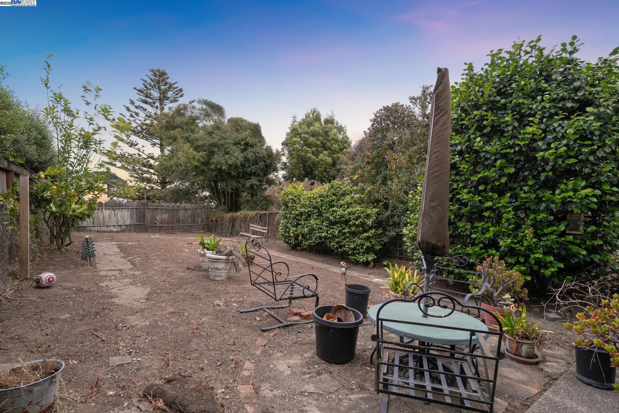 658 30Th Ave, San Francisco, California 94121, 3 Bedrooms Bedrooms, 8 Rooms Rooms,2 BathroomsBathrooms,Residential,For Sale,658 30Th Ave,41106859