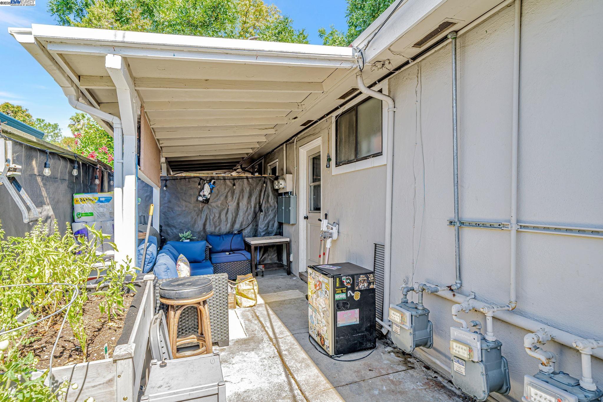 4655 Augustine St, Pleasanton, California 94566, ,Residential Income,For Sale,4655 Augustine St,41106861