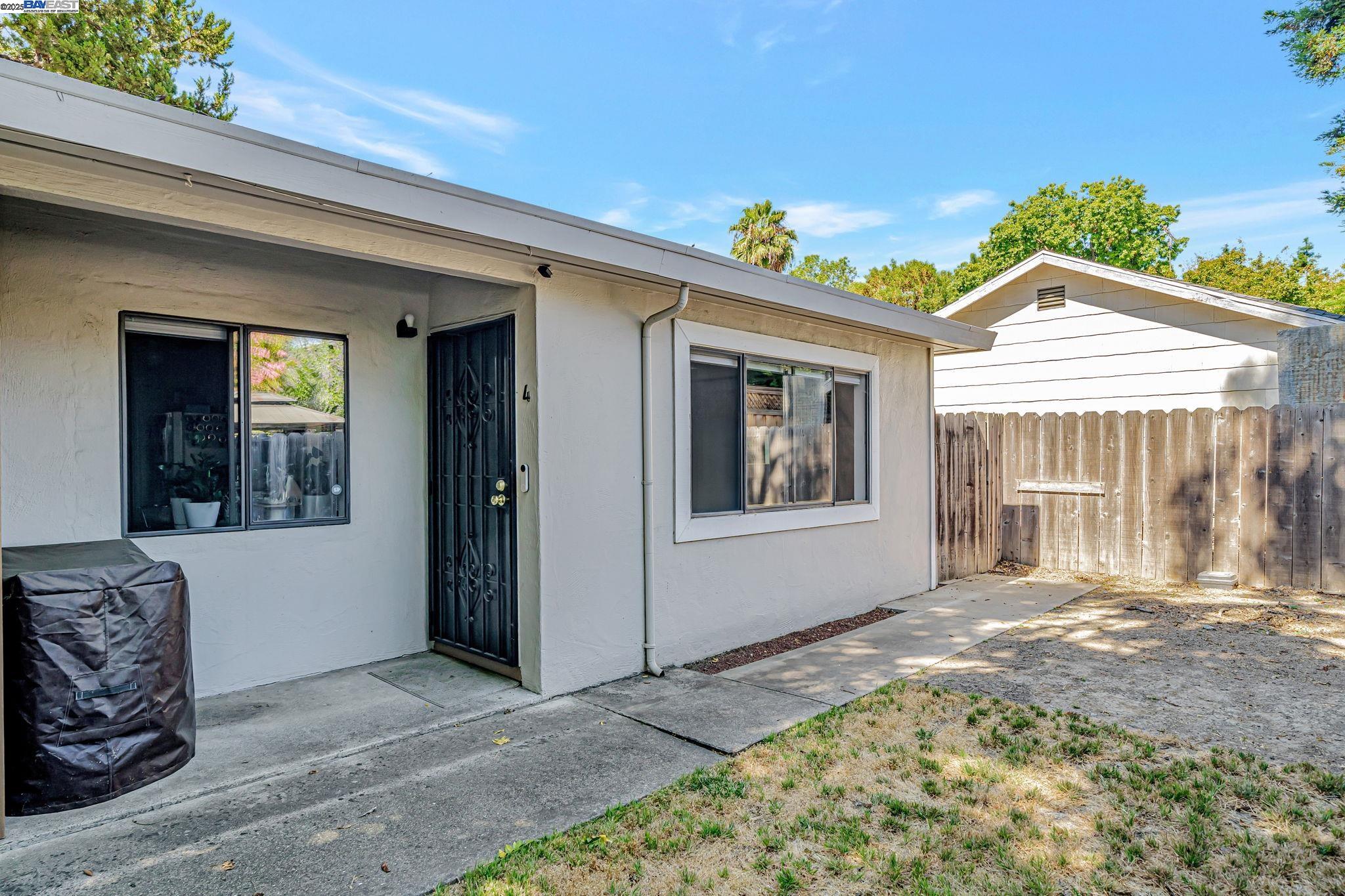 4655 Augustine St, Pleasanton, California 94566, ,Residential Income,For Sale,4655 Augustine St,41106861