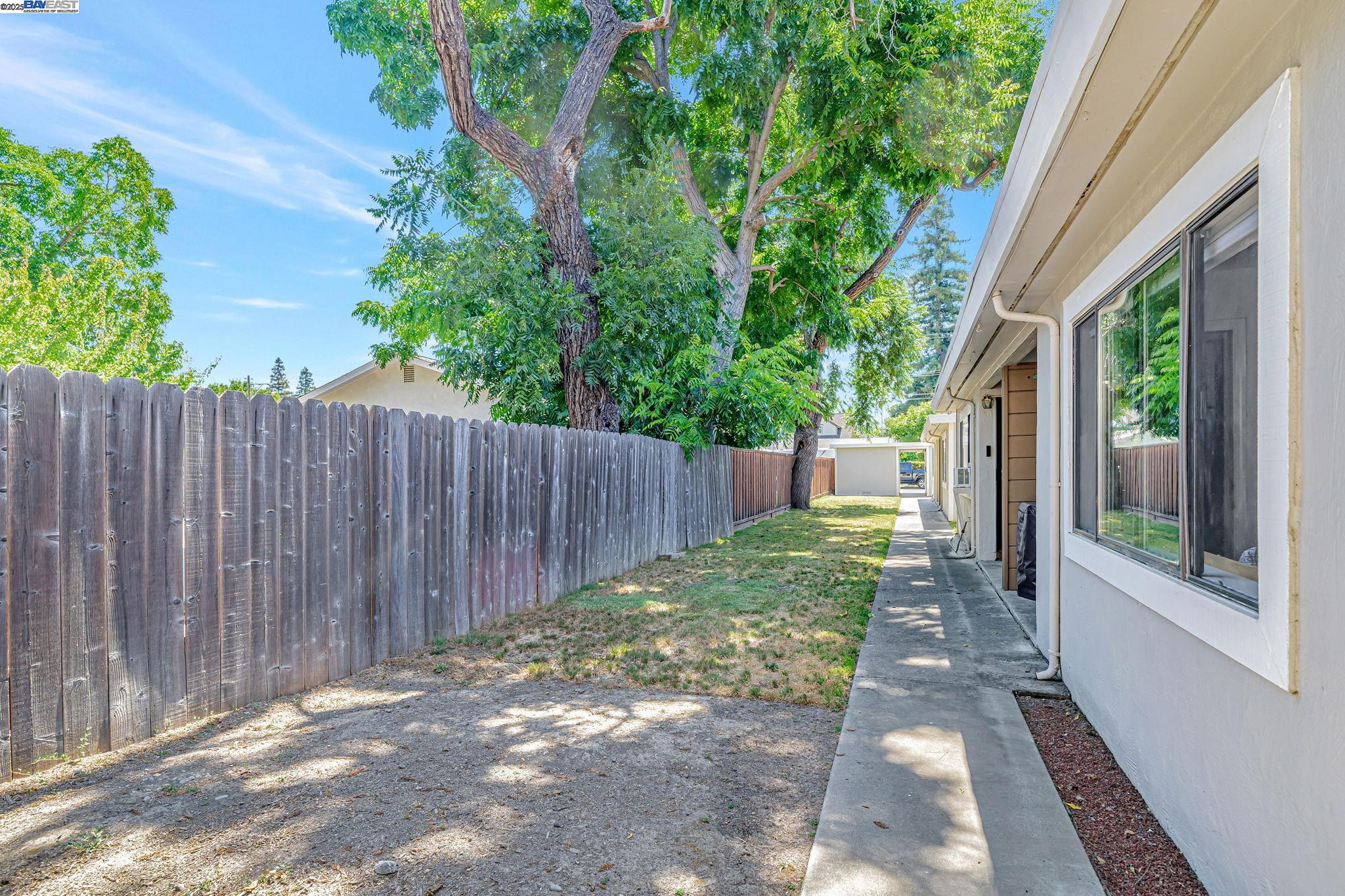 4655 Augustine St, Pleasanton, California 94566, ,Residential Income,For Sale,4655 Augustine St,41106861