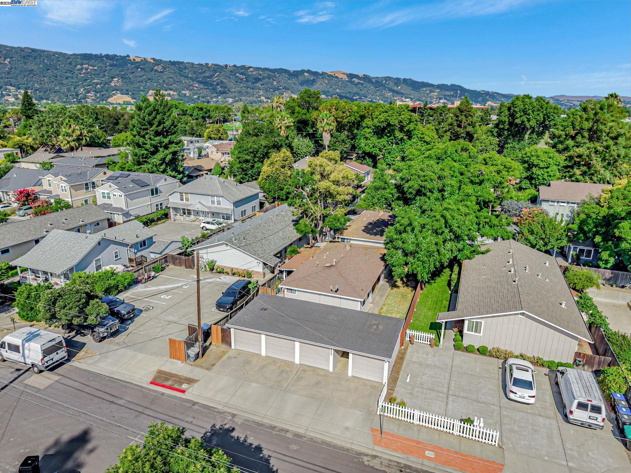 4655 Augustine St, Pleasanton, California 94566, ,Residential Income,For Sale,4655 Augustine St,41106861
