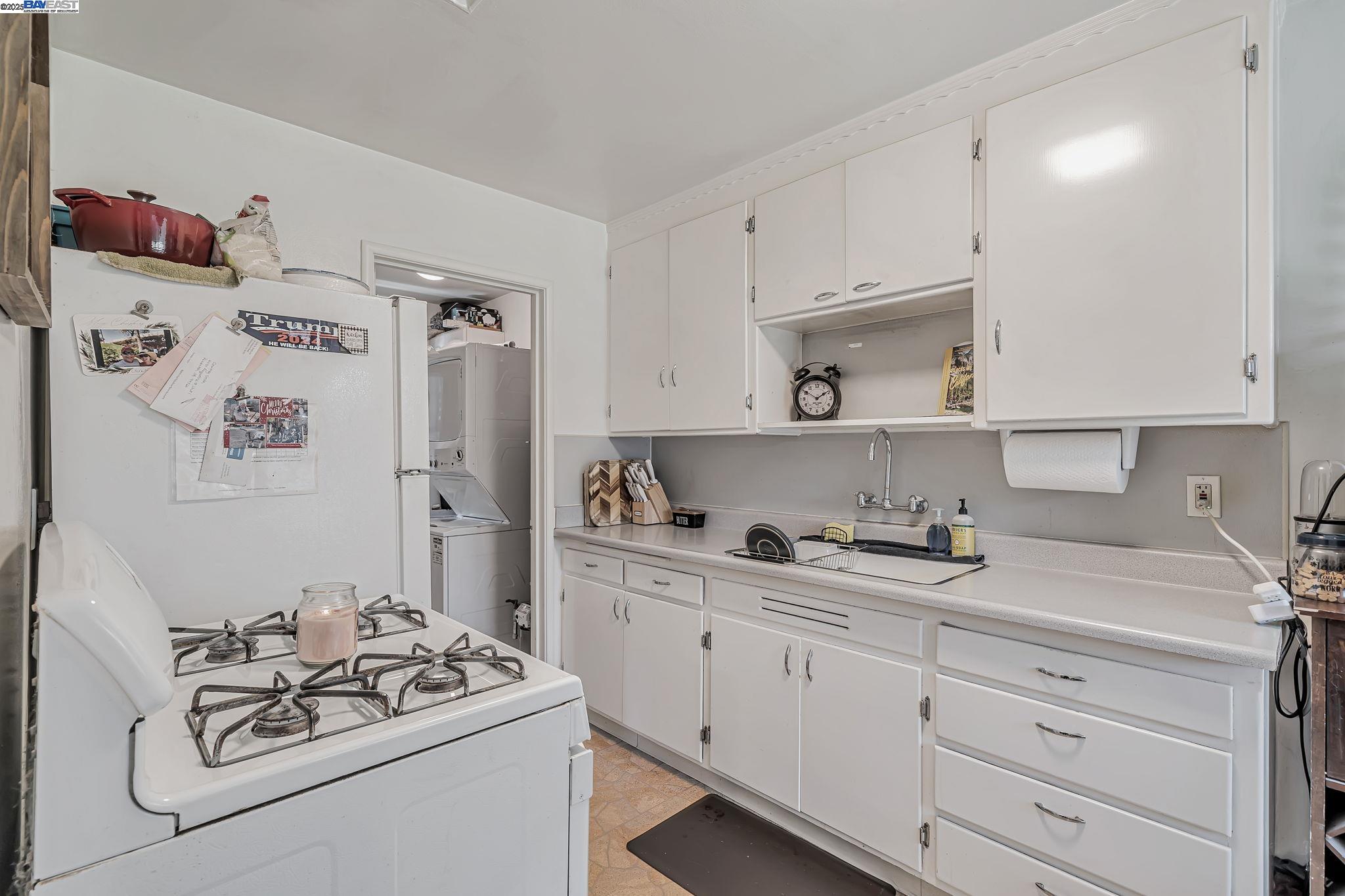 4655 Augustine St, Pleasanton, California 94566, ,Residential Income,For Sale,4655 Augustine St,41106861
