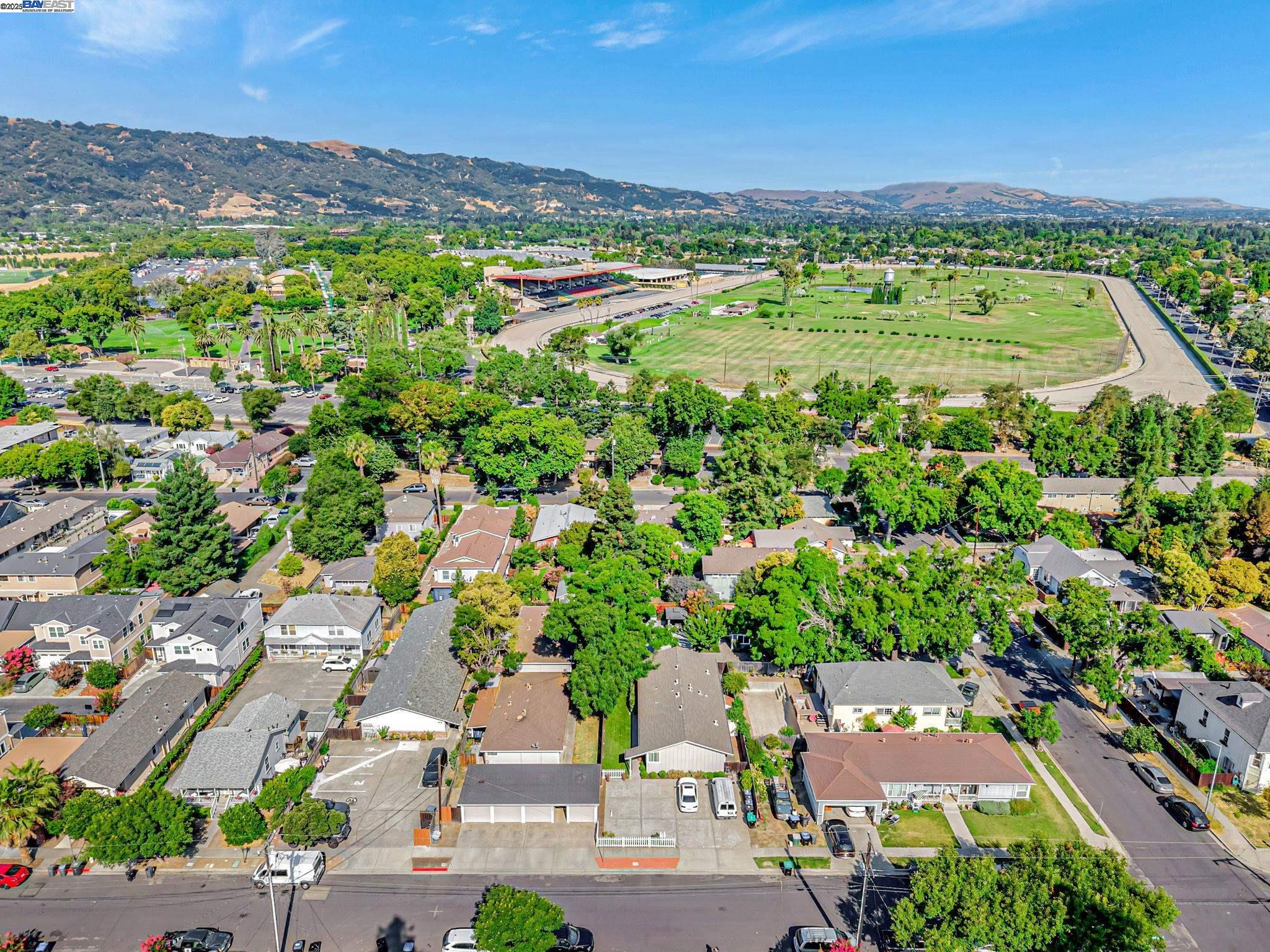 4655 Augustine St, Pleasanton, California 94566, ,Residential Income,For Sale,4655 Augustine St,41106861