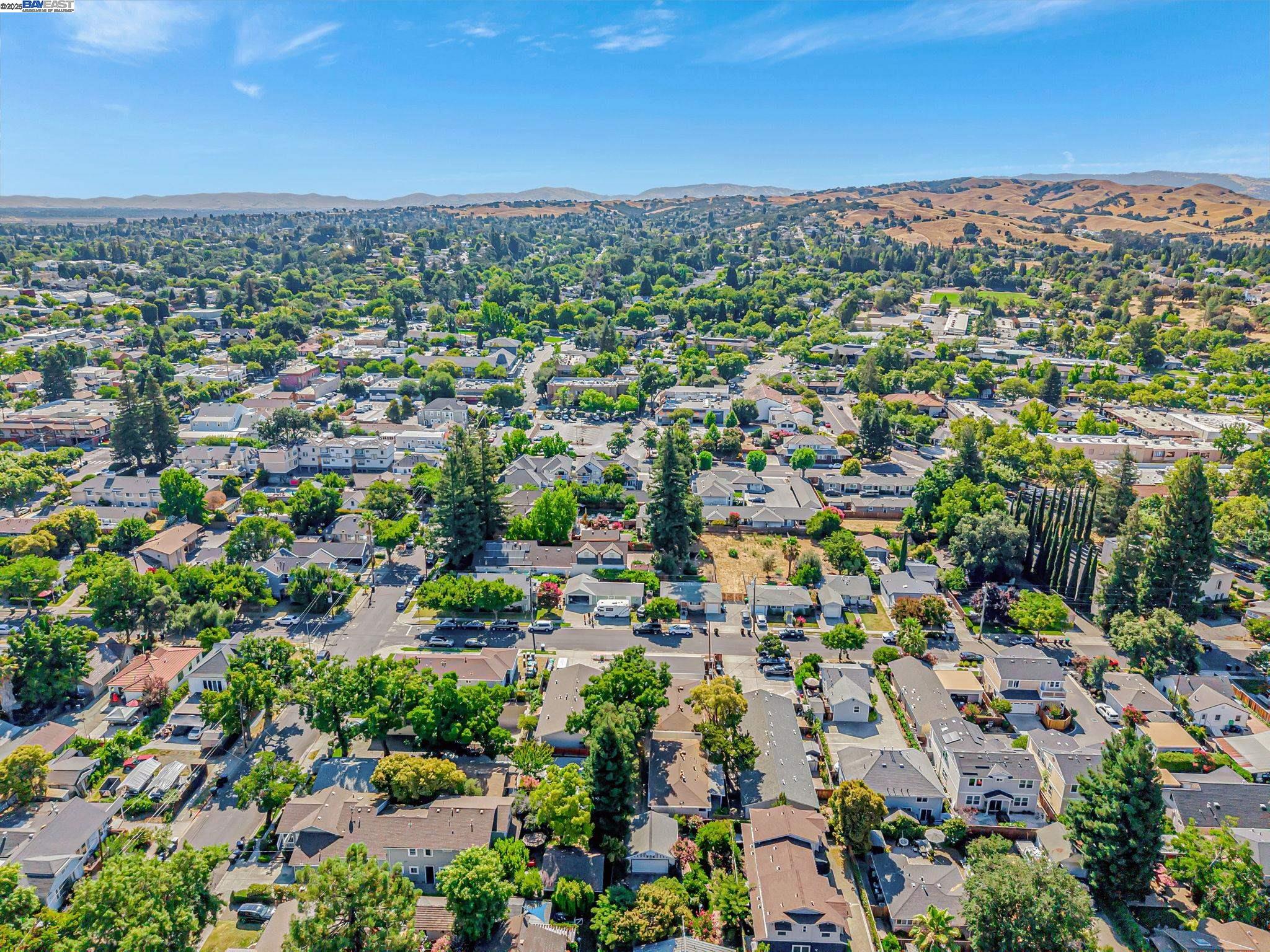 4655 Augustine St, Pleasanton, California 94566, ,Residential Income,For Sale,4655 Augustine St,41106861