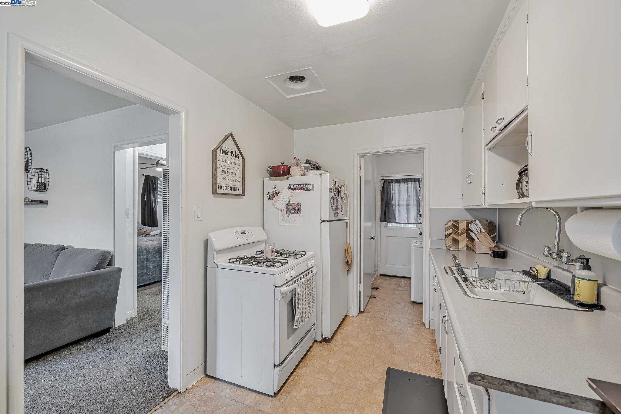 4655 Augustine St, Pleasanton, California 94566, ,Residential Income,For Sale,4655 Augustine St,41106861