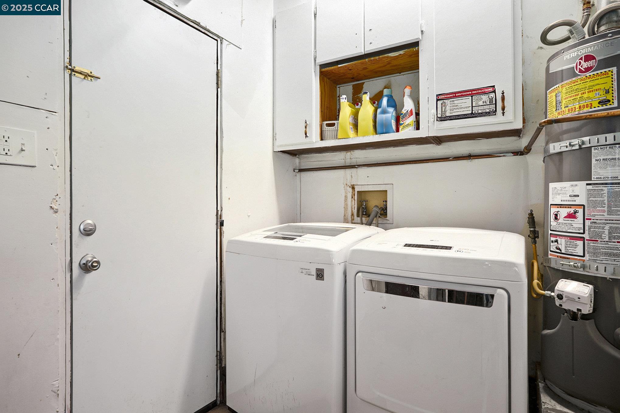 Detail Gallery Image 14 of 32 For 1739 Lynwood Dr, Concord,  CA 94519 - 3 Beds | 2 Baths