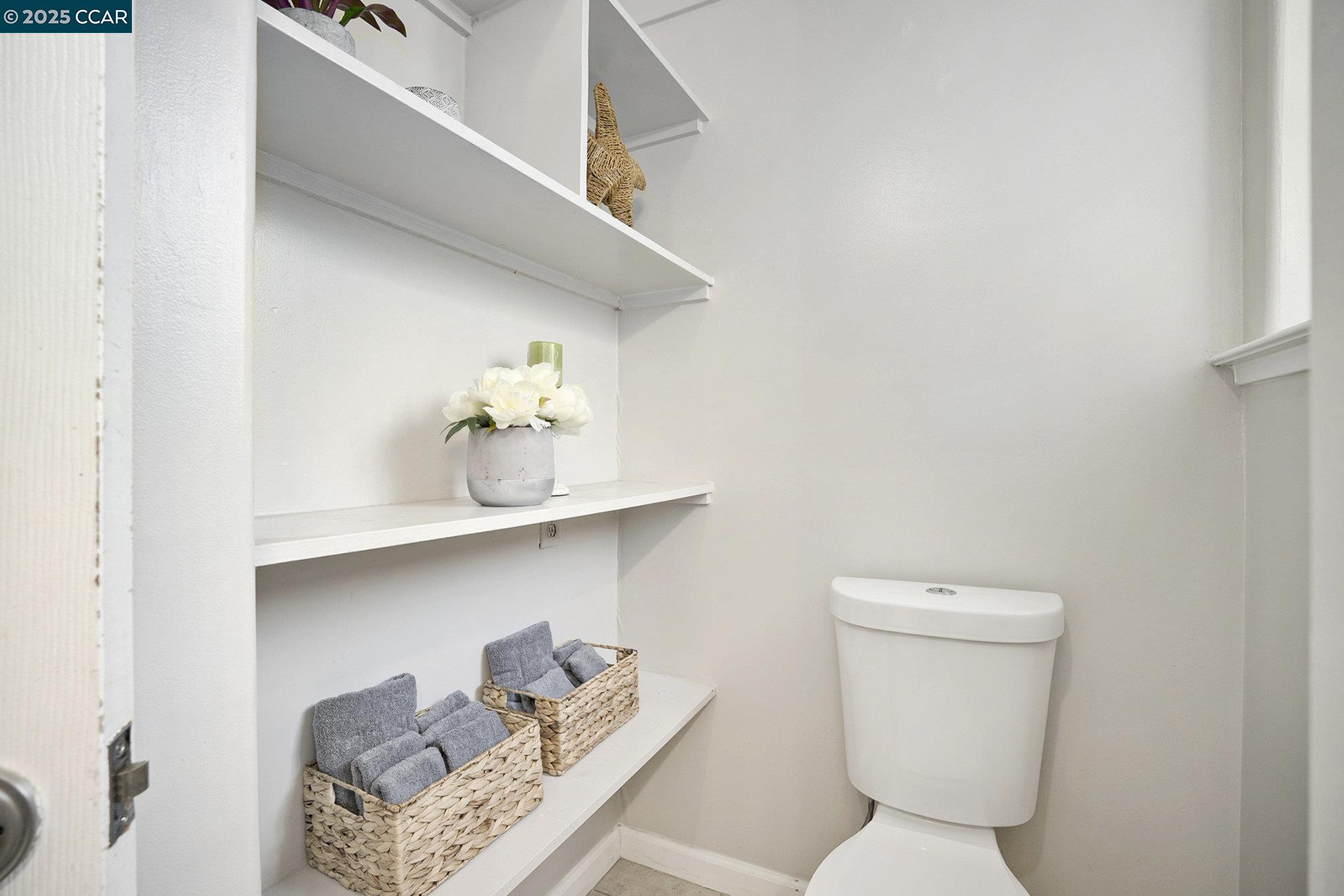 Detail Gallery Image 19 of 32 For 1739 Lynwood Dr, Concord,  CA 94519 - 3 Beds | 2 Baths