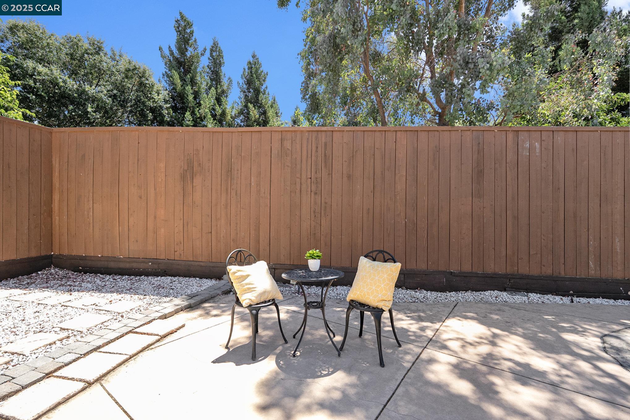 Detail Gallery Image 31 of 32 For 1739 Lynwood Dr, Concord,  CA 94519 - 3 Beds | 2 Baths