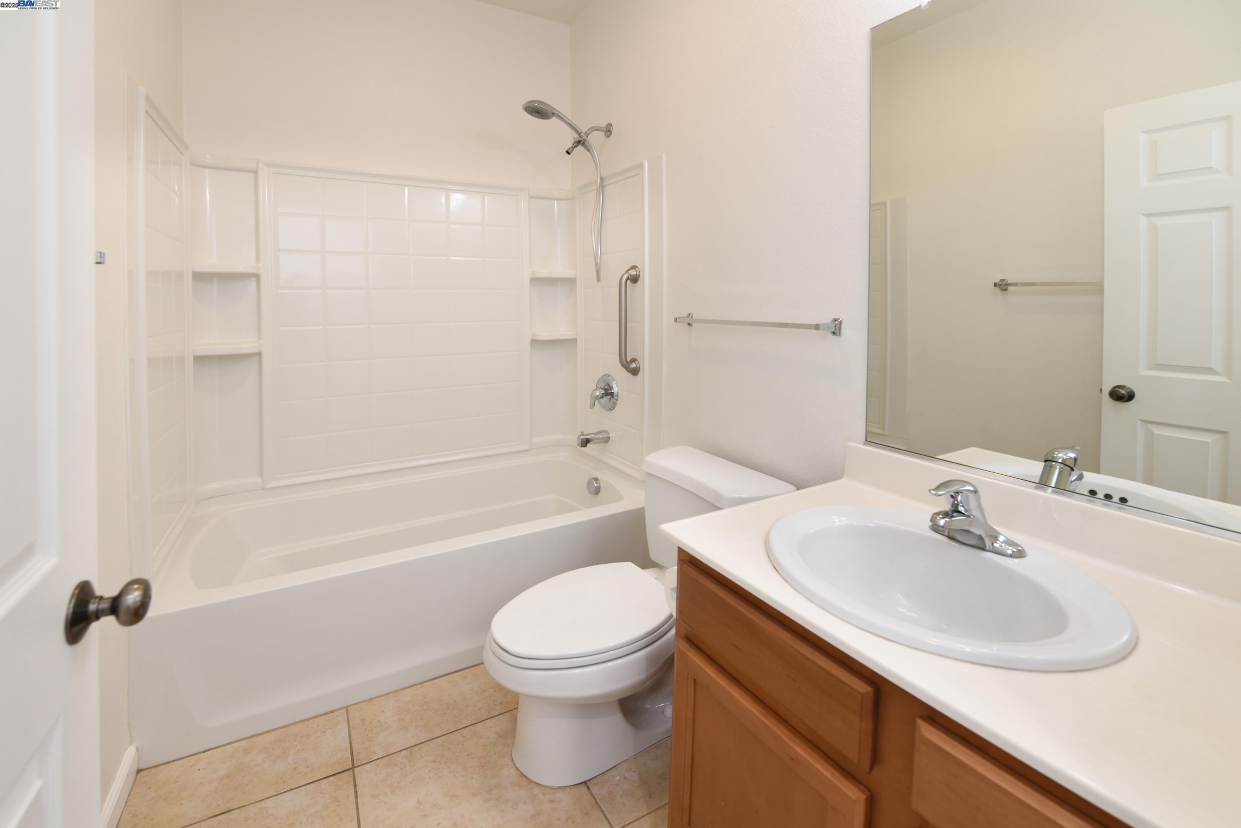 660 Mazzolo Dr, Lincoln, California 95648, 4 Bedrooms Bedrooms, 10 Rooms Rooms,3 BathroomsBathrooms,Residential,For Sale,660 Mazzolo Dr,41106864