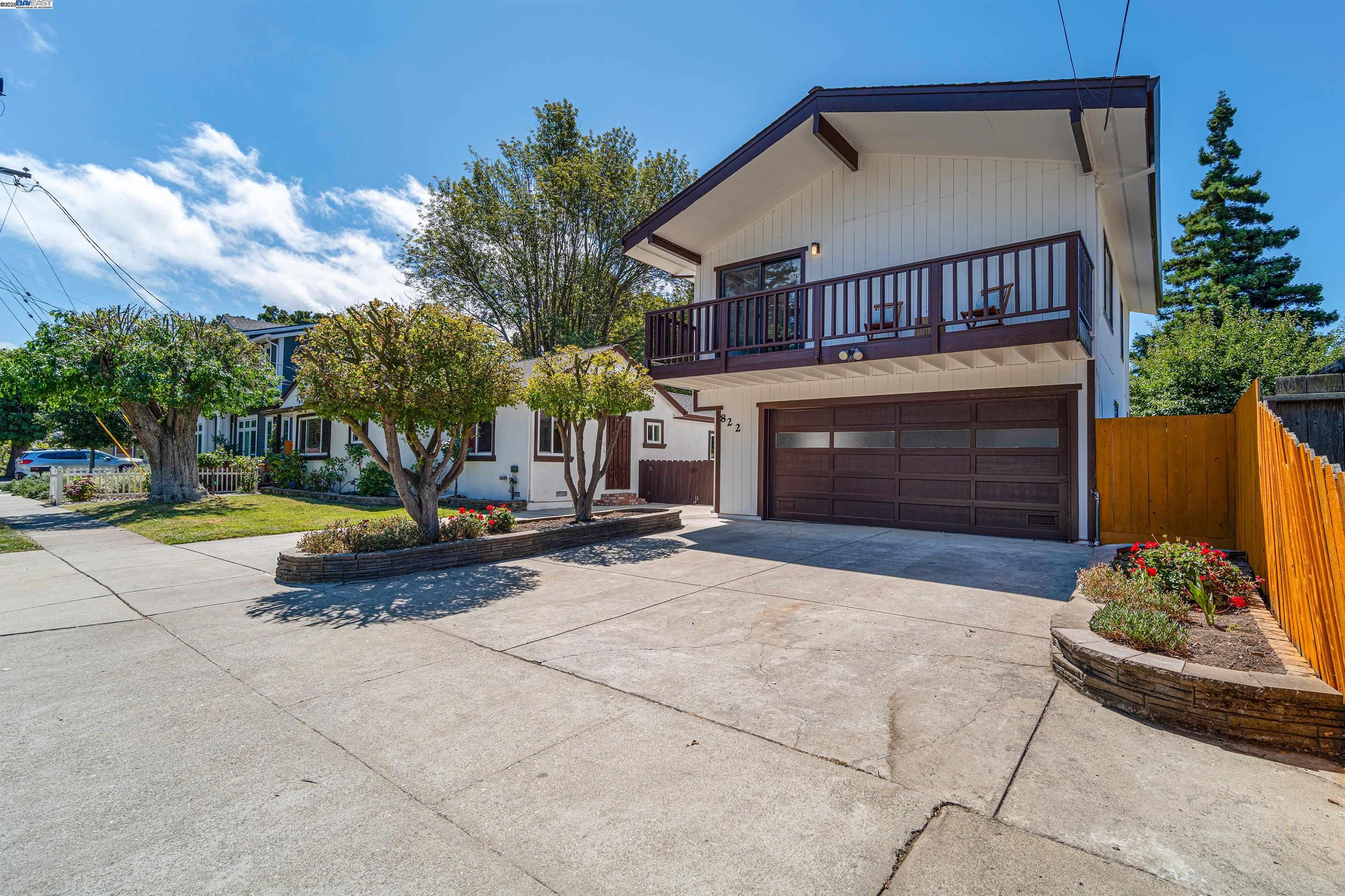 824 14th Ave, Menlo Park, California 94025, 4 Bedrooms Bedrooms, 7 Rooms Rooms,3 BathroomsBathrooms,Residential,For Sale,824 14th Ave,41106865