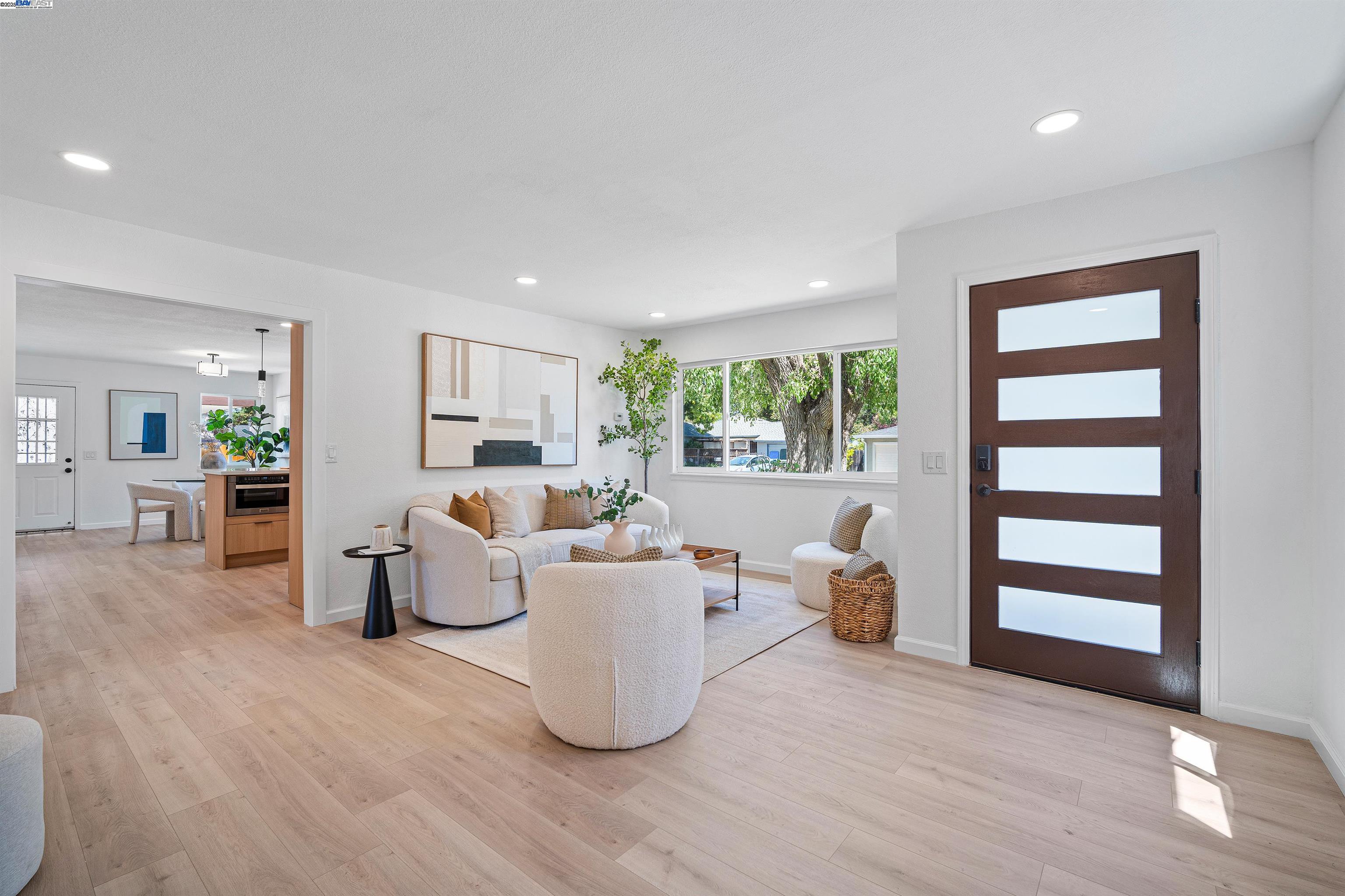 824 14th Ave, Menlo Park, California 94025, 4 Bedrooms Bedrooms, 7 Rooms Rooms,3 BathroomsBathrooms,Residential,For Sale,824 14th Ave,41106865