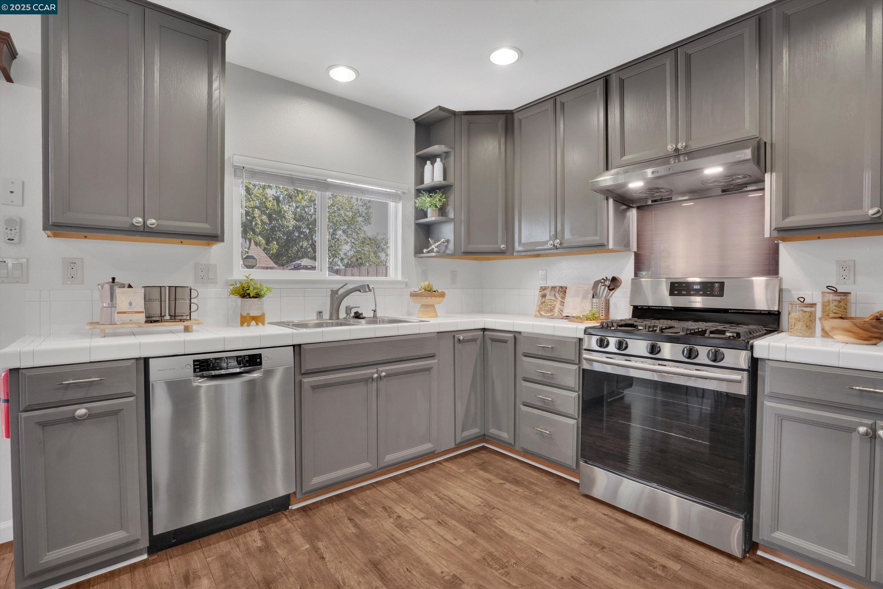 6911 Brentwood Blvd, Brentwood, California 94513, 3 Bedrooms Bedrooms, 6 Rooms Rooms,2 BathroomsBathrooms,Residential,For Sale,6911 Brentwood Blvd,41106867