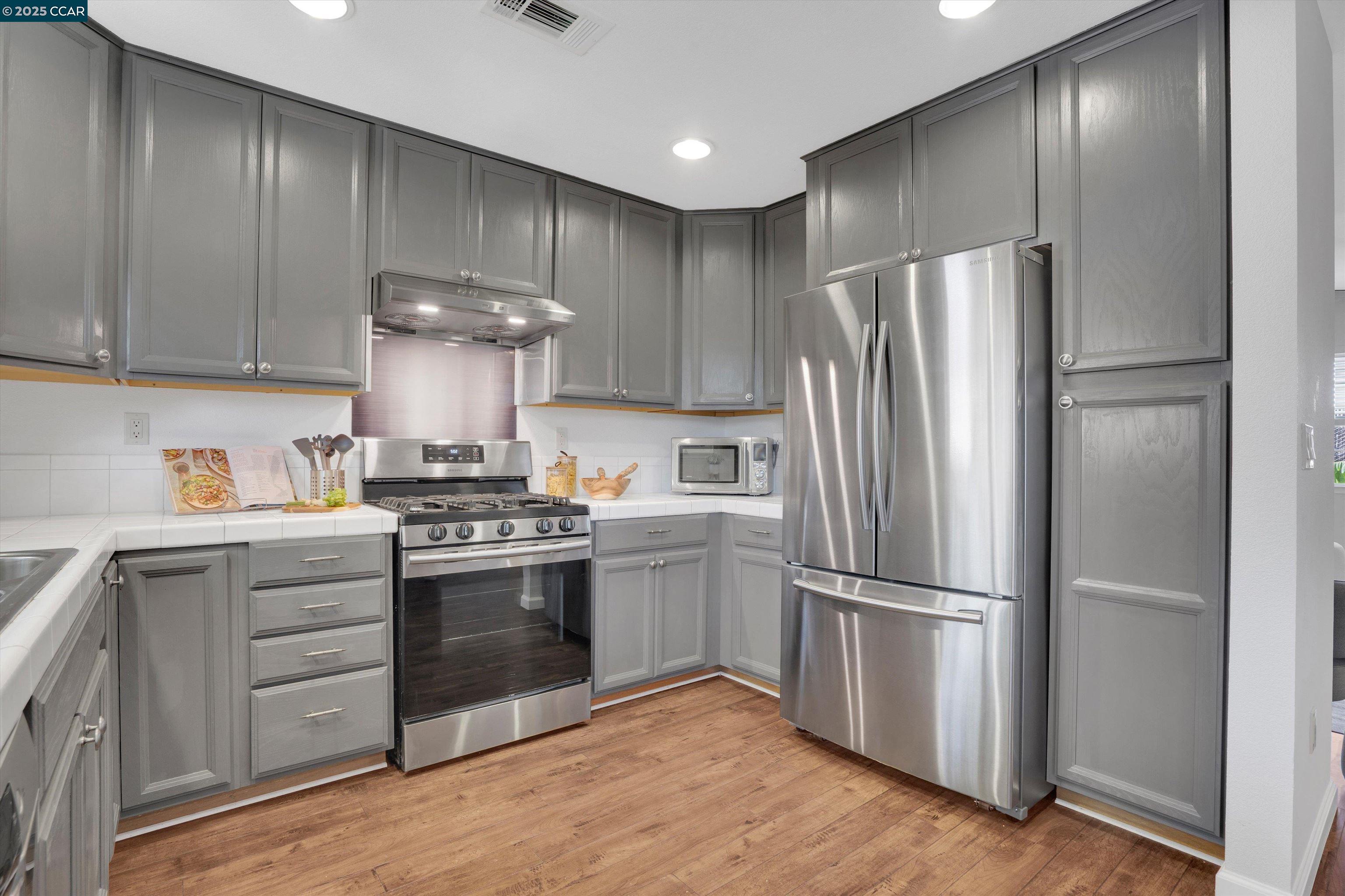 6911 Brentwood Blvd, Brentwood, California 94513, 3 Bedrooms Bedrooms, 6 Rooms Rooms,2 BathroomsBathrooms,Residential,For Sale,6911 Brentwood Blvd,41106867