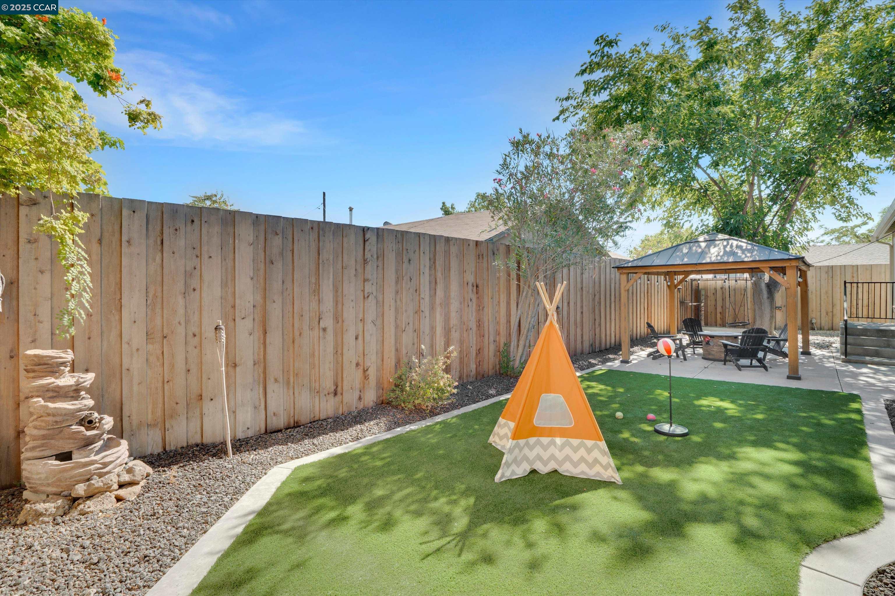 6911 Brentwood Blvd, Brentwood, California 94513, 3 Bedrooms Bedrooms, 6 Rooms Rooms,2 BathroomsBathrooms,Residential,For Sale,6911 Brentwood Blvd,41106867