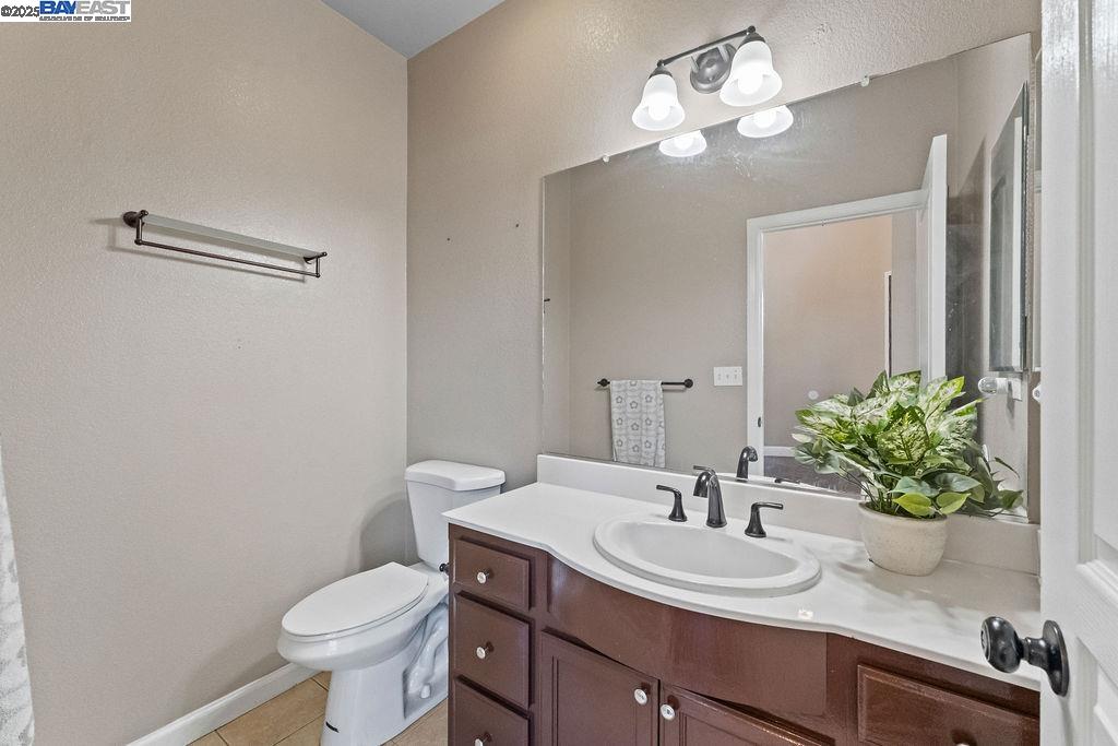907 MAGGIORE LANE, Manteca, California 95337, 6 Bedrooms Bedrooms, 6 Rooms Rooms,3 BathroomsBathrooms,Residential,For Sale,907 MAGGIORE LANE,41106870