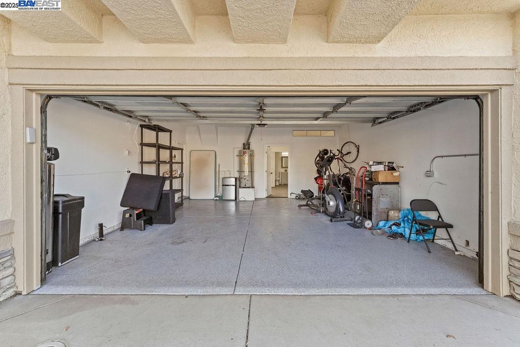 907 MAGGIORE LANE, Manteca, California 95337, 6 Bedrooms Bedrooms, 6 Rooms Rooms,3 BathroomsBathrooms,Residential,For Sale,907 MAGGIORE LANE,41106870