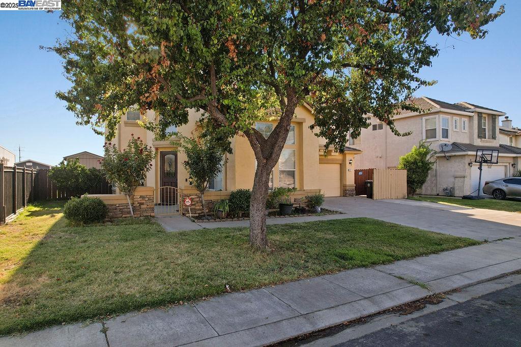 907 MAGGIORE LANE, Manteca, California 95337, 6 Bedrooms Bedrooms, 6 Rooms Rooms,3 BathroomsBathrooms,Residential,For Sale,907 MAGGIORE LANE,41106870