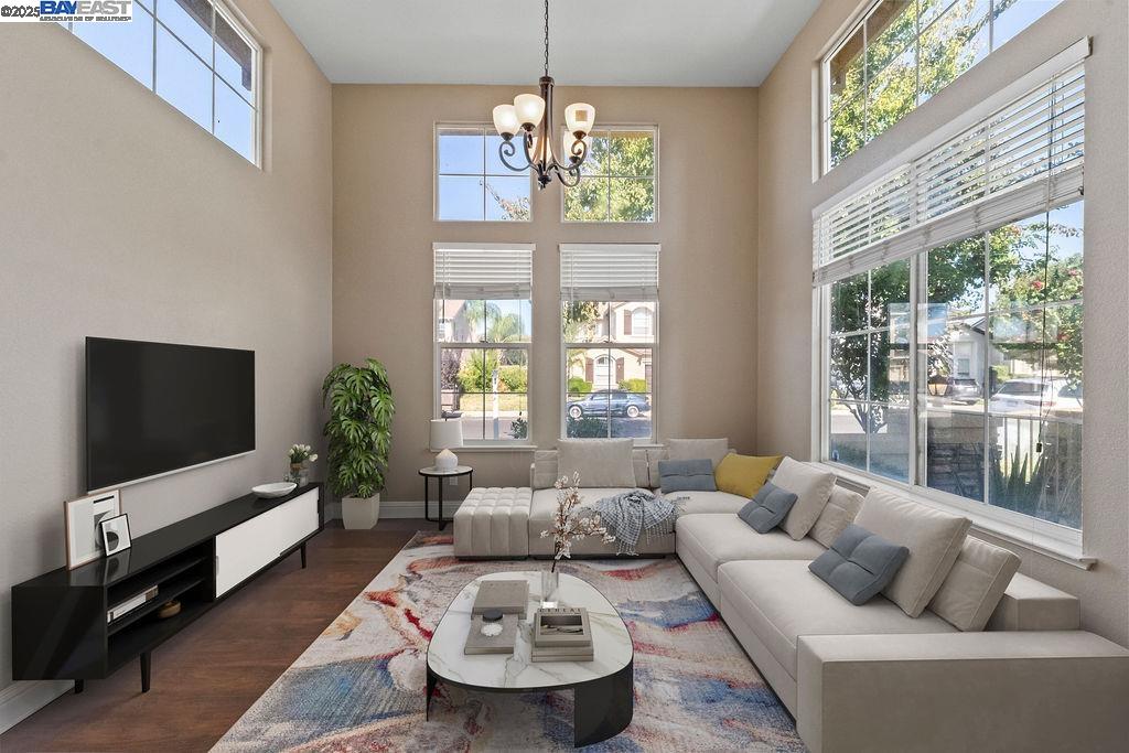 907 MAGGIORE LANE, Manteca, California 95337, 6 Bedrooms Bedrooms, 6 Rooms Rooms,3 BathroomsBathrooms,Residential,For Sale,907 MAGGIORE LANE,41106870