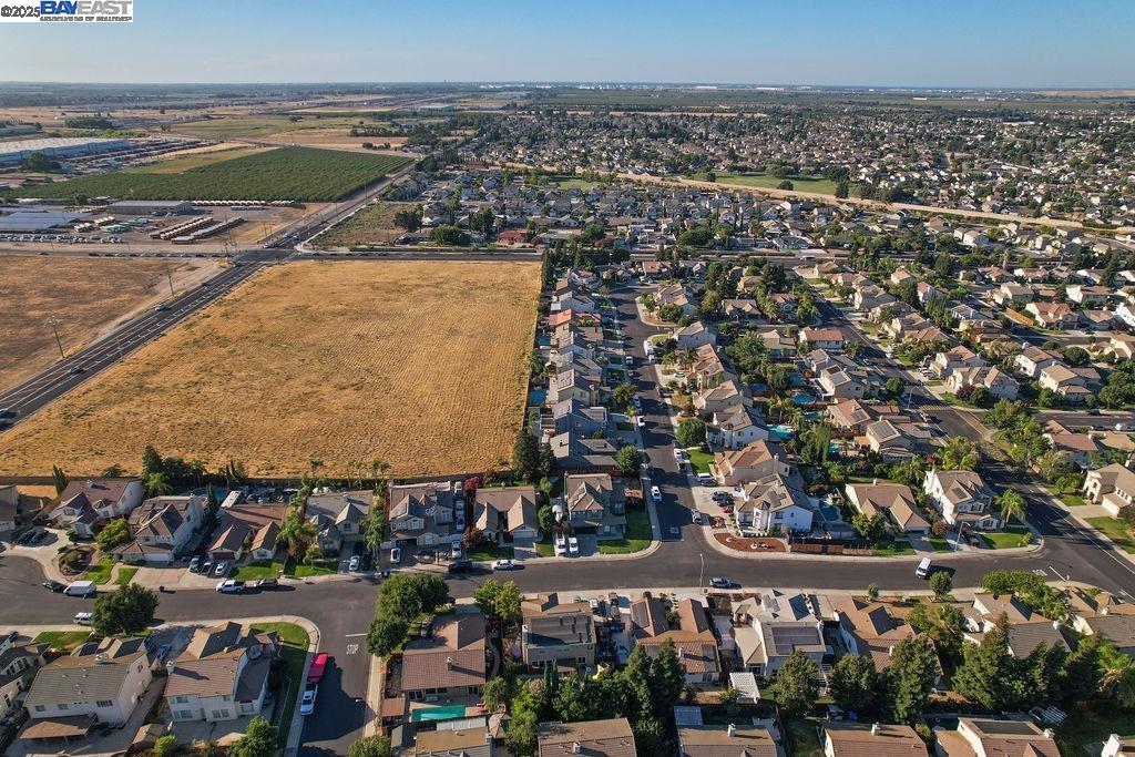 907 MAGGIORE LANE, Manteca, California 95337, 6 Bedrooms Bedrooms, 6 Rooms Rooms,3 BathroomsBathrooms,Residential,For Sale,907 MAGGIORE LANE,41106870