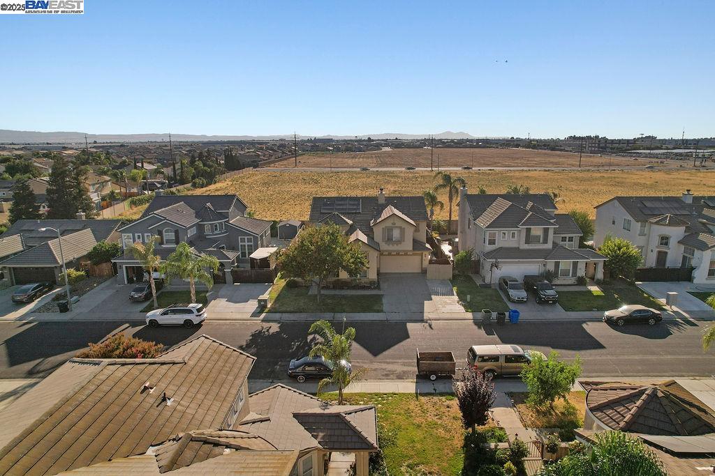 907 MAGGIORE LANE, Manteca, California 95337, 6 Bedrooms Bedrooms, 6 Rooms Rooms,3 BathroomsBathrooms,Residential,For Sale,907 MAGGIORE LANE,41106870
