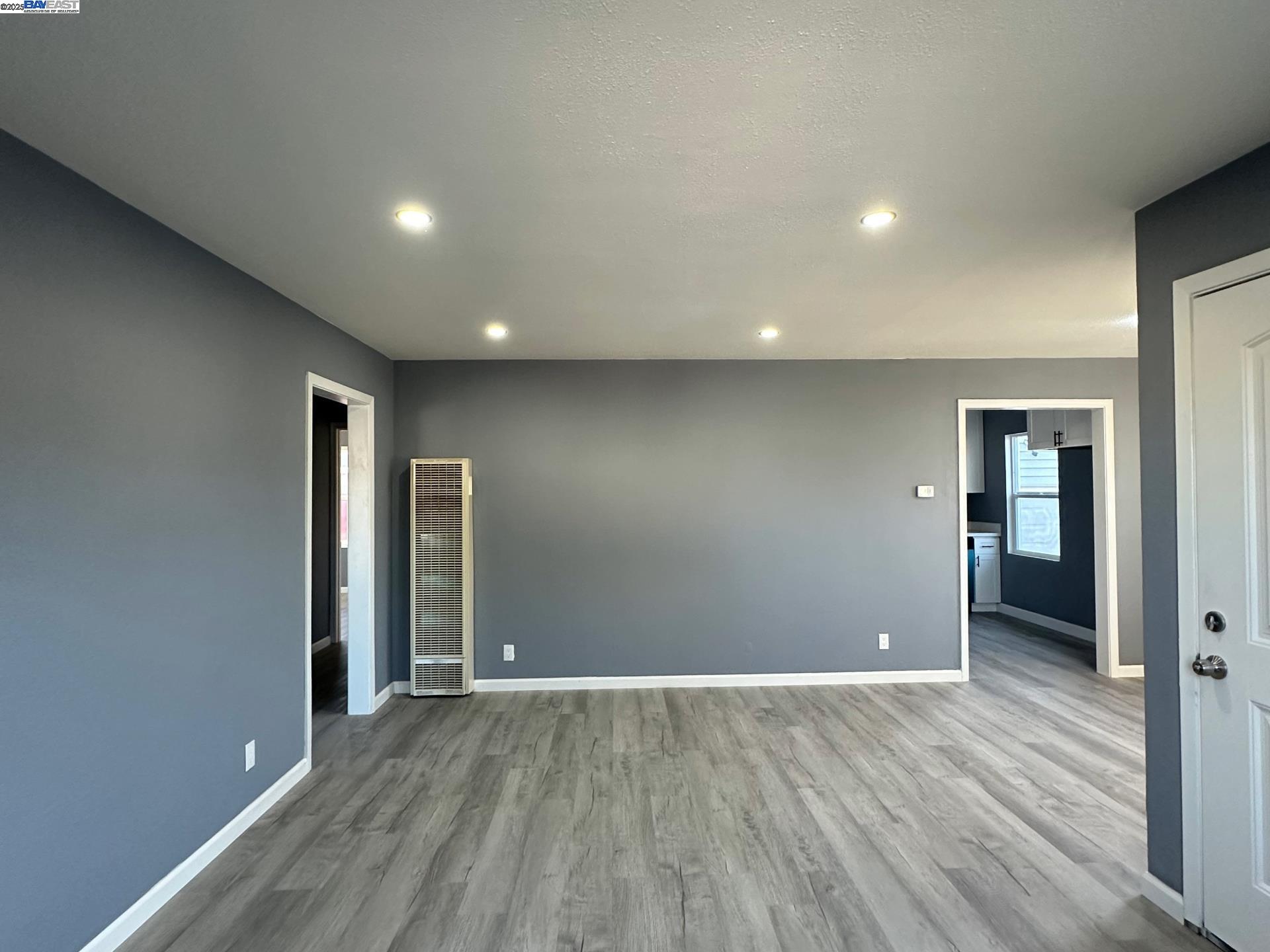2441 Glenlock St, San Pablo, California 94806, 3 Bedrooms Bedrooms, 7 Rooms Rooms,1 BathroomBathrooms,Residential,For Sale,2441 Glenlock St,41106871