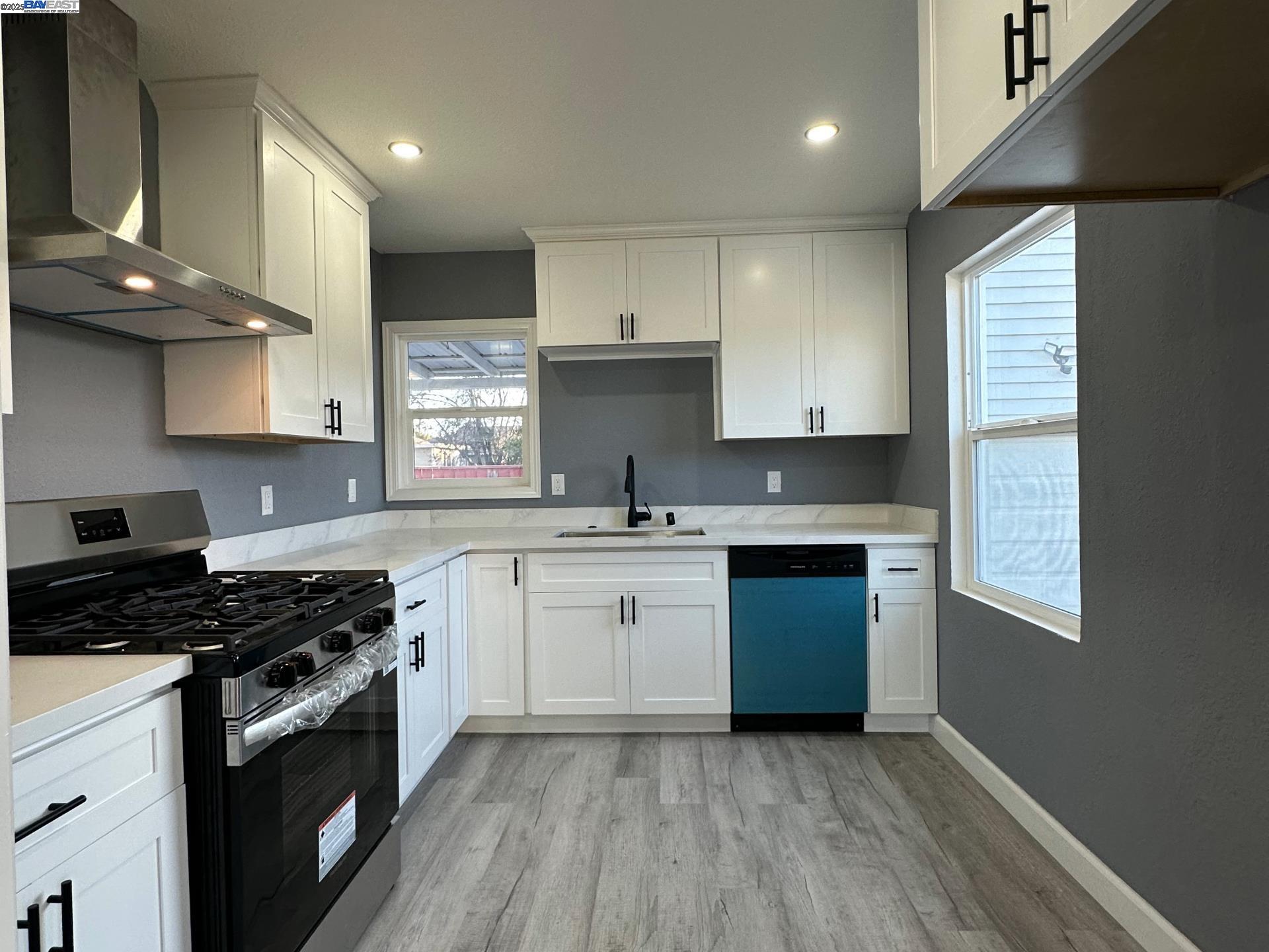 2441 Glenlock St, San Pablo, California 94806, 3 Bedrooms Bedrooms, 7 Rooms Rooms,1 BathroomBathrooms,Residential,For Sale,2441 Glenlock St,41106871