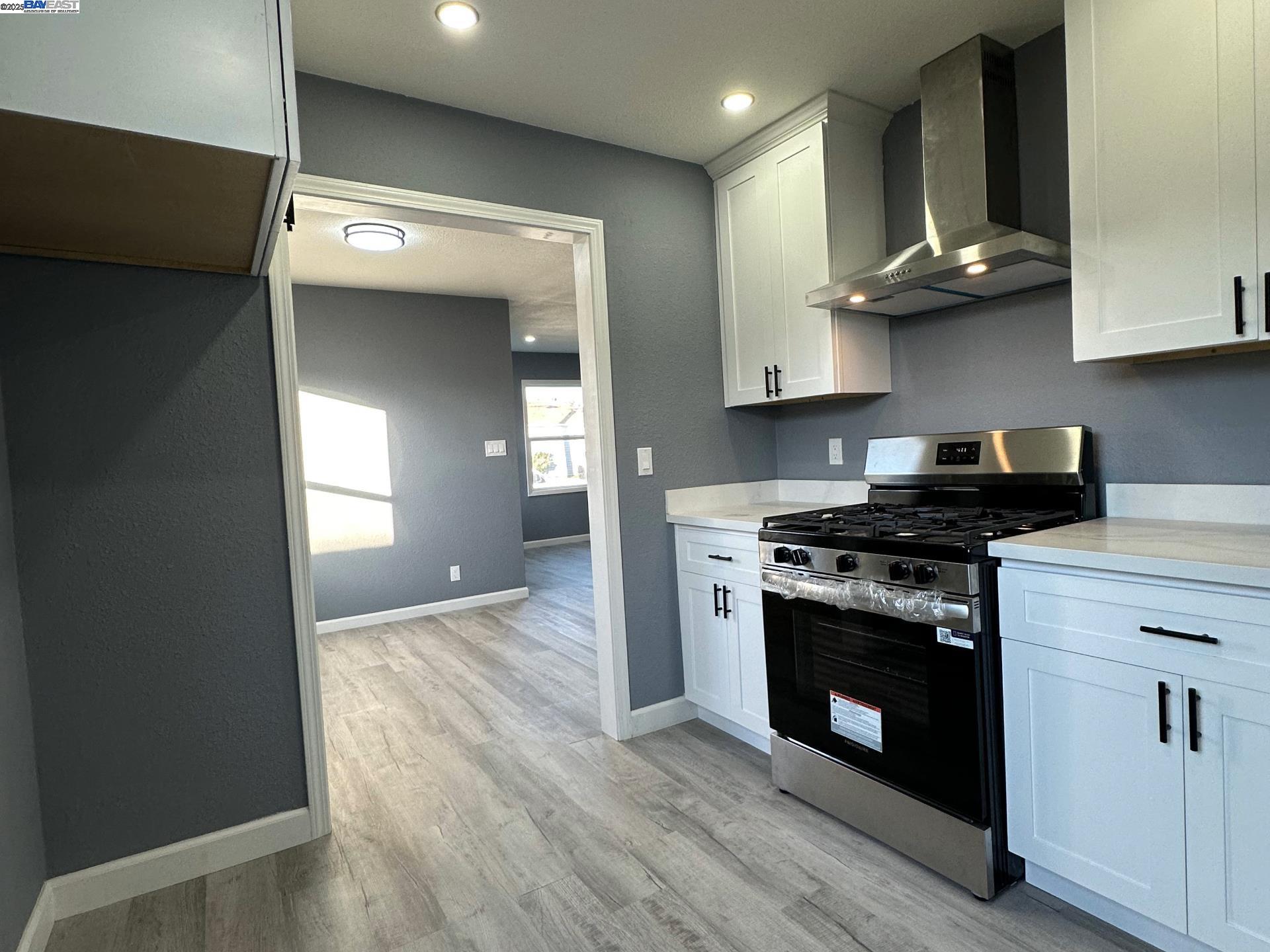 2441 Glenlock St, San Pablo, California 94806, 3 Bedrooms Bedrooms, 7 Rooms Rooms,1 BathroomBathrooms,Residential,For Sale,2441 Glenlock St,41106871