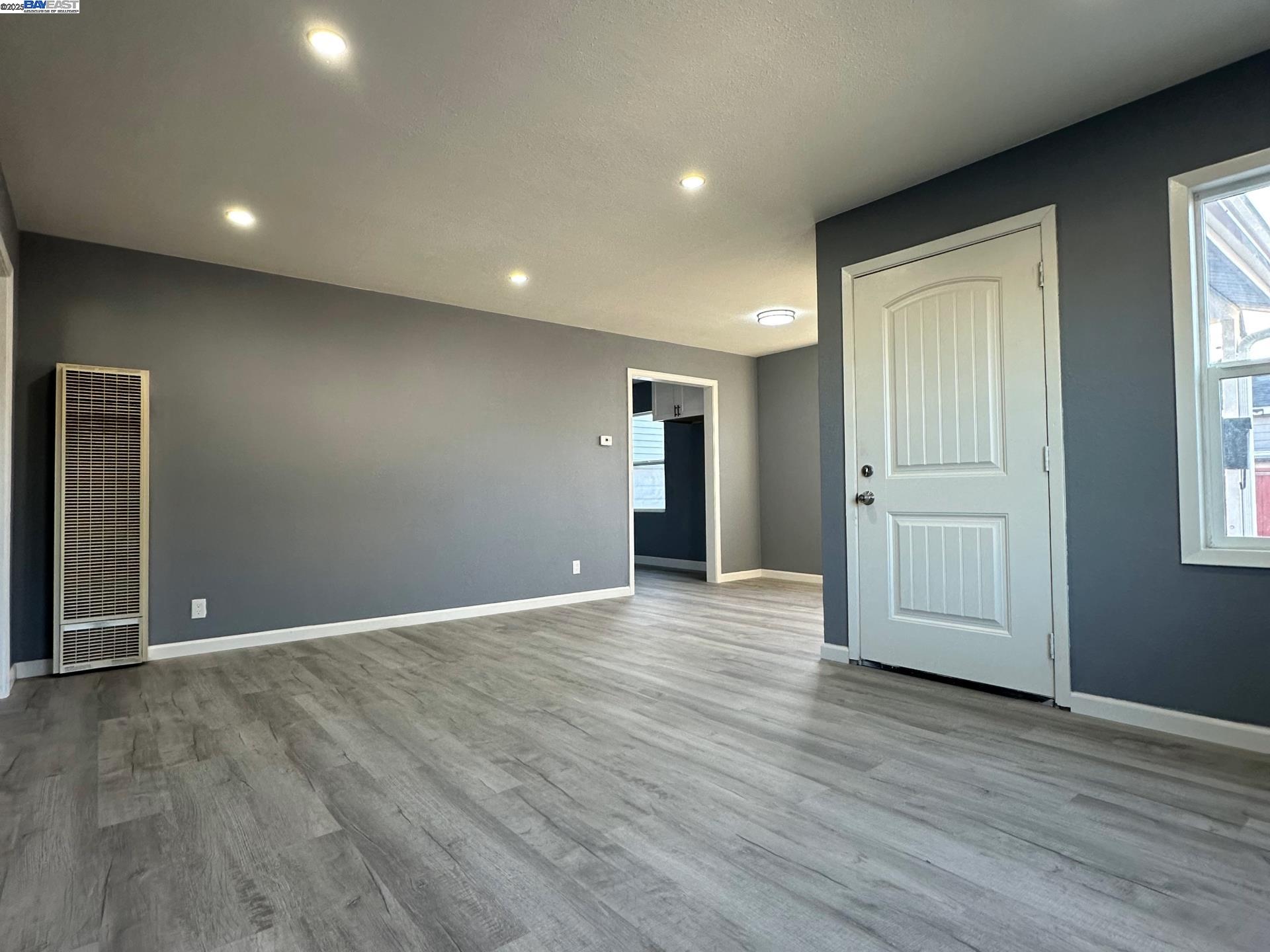 2441 Glenlock St, San Pablo, California 94806, 3 Bedrooms Bedrooms, 7 Rooms Rooms,1 BathroomBathrooms,Residential,For Sale,2441 Glenlock St,41106871