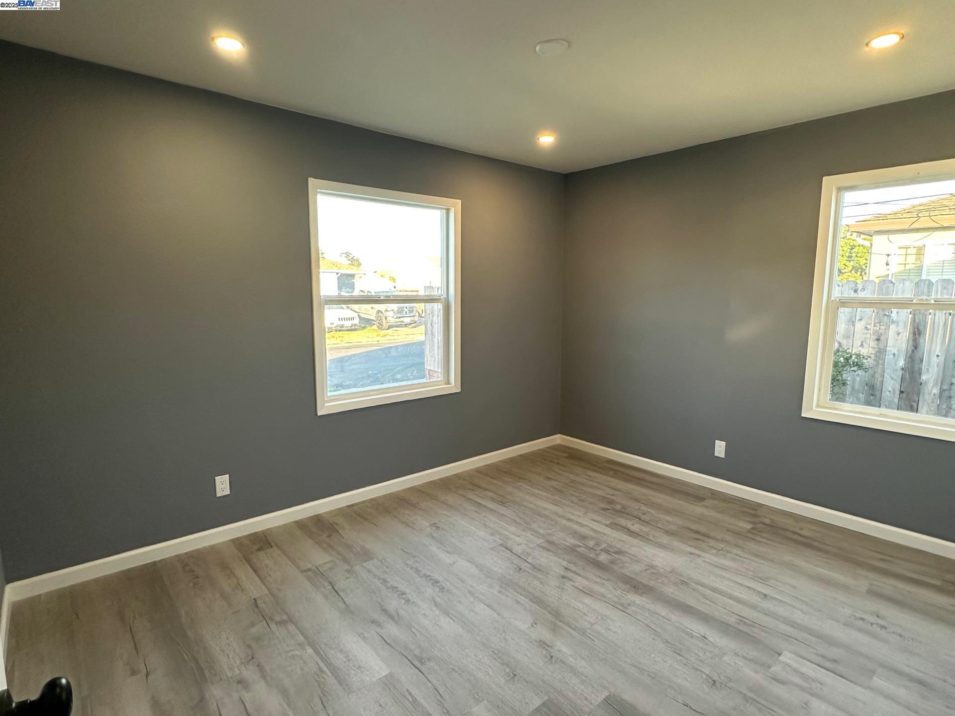 2441 Glenlock St, San Pablo, California 94806, 3 Bedrooms Bedrooms, 7 Rooms Rooms,1 BathroomBathrooms,Residential,For Sale,2441 Glenlock St,41106871