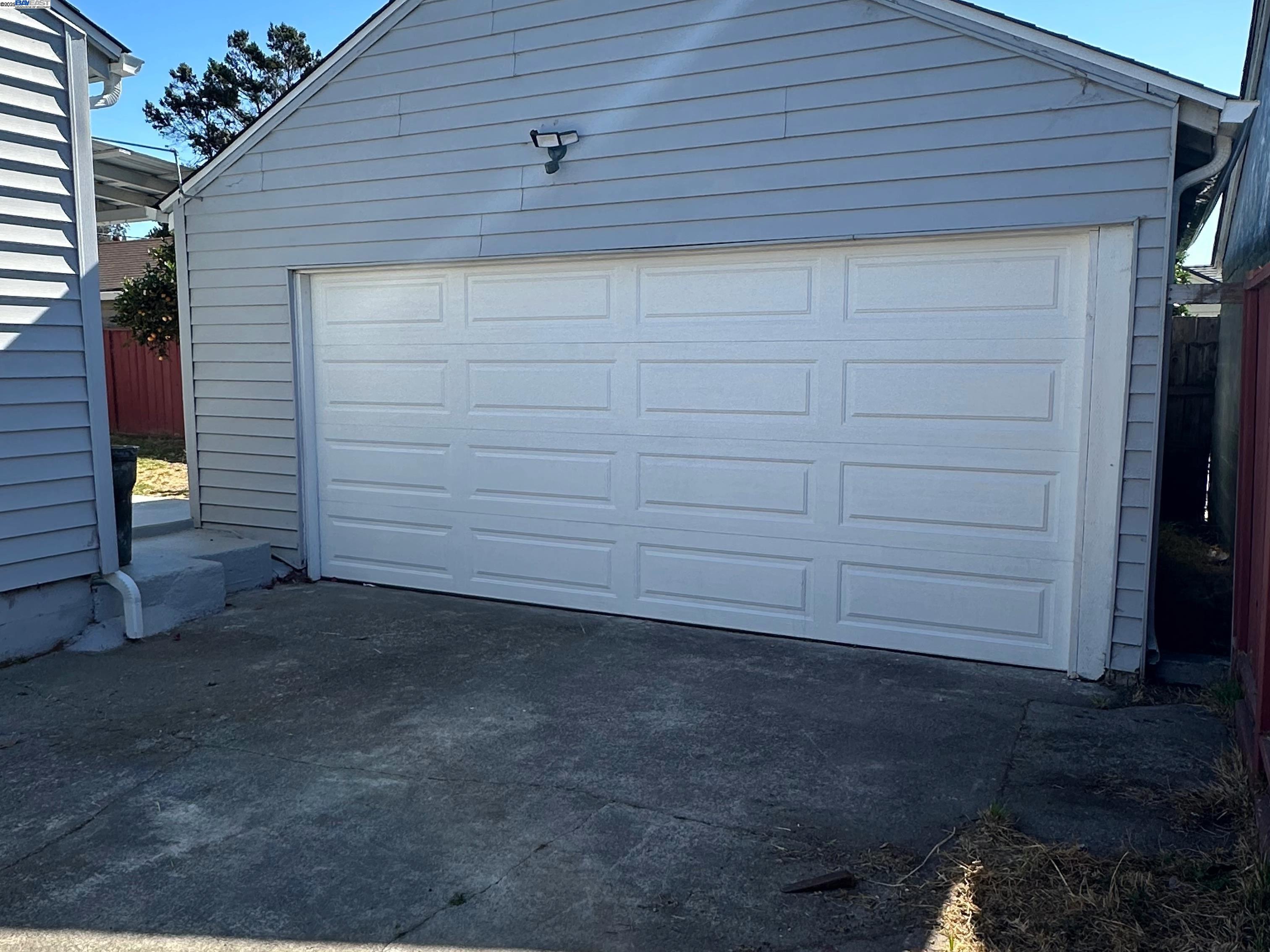 2441 Glenlock St, San Pablo, California 94806, 3 Bedrooms Bedrooms, 7 Rooms Rooms,1 BathroomBathrooms,Residential,For Sale,2441 Glenlock St,41106871