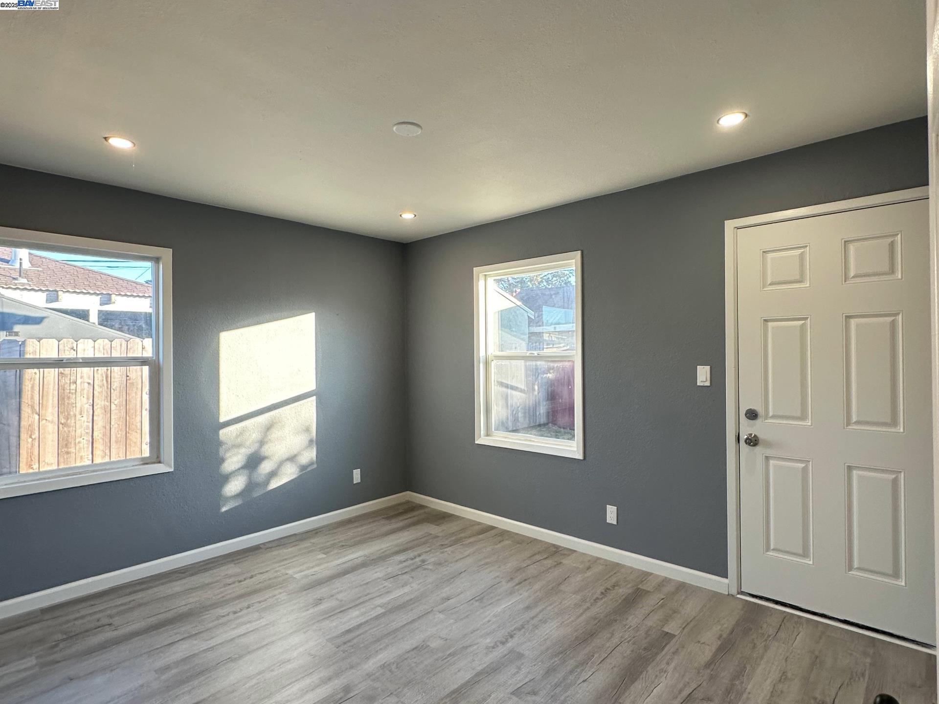 2441 Glenlock St, San Pablo, California 94806, 3 Bedrooms Bedrooms, 7 Rooms Rooms,1 BathroomBathrooms,Residential,For Sale,2441 Glenlock St,41106871