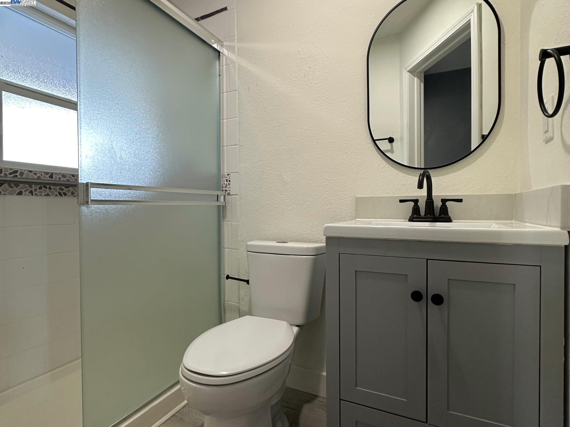 2441 Glenlock St, San Pablo, California 94806, 3 Bedrooms Bedrooms, 7 Rooms Rooms,1 BathroomBathrooms,Residential,For Sale,2441 Glenlock St,41106871