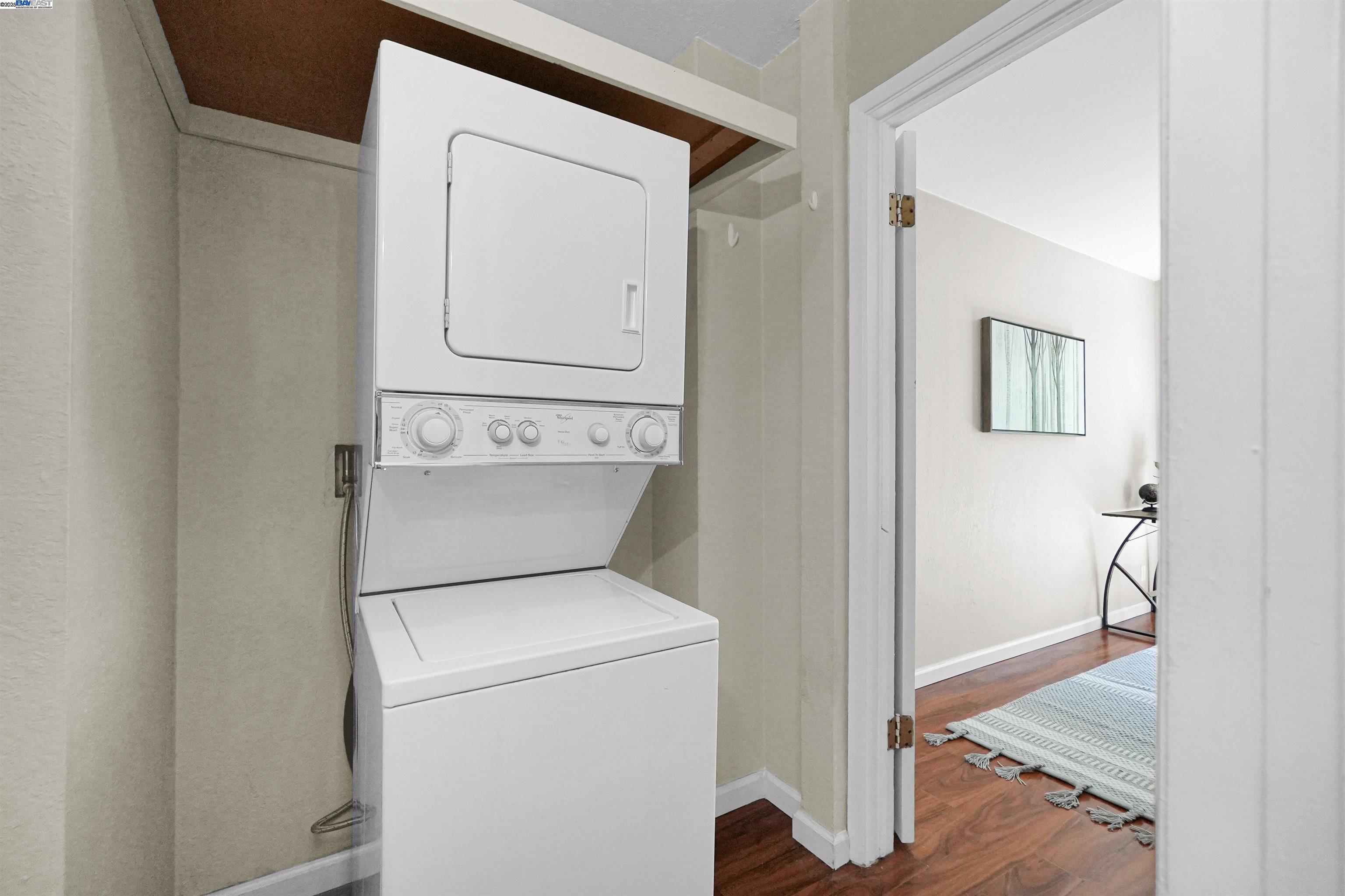 260 Industrial Pkwy # 33, Hayward, California 94544, 1 Bedroom Bedrooms, 3 Rooms Rooms,1 BathroomBathrooms,Residential,For Sale,260 Industrial Pkwy # 33,41106873