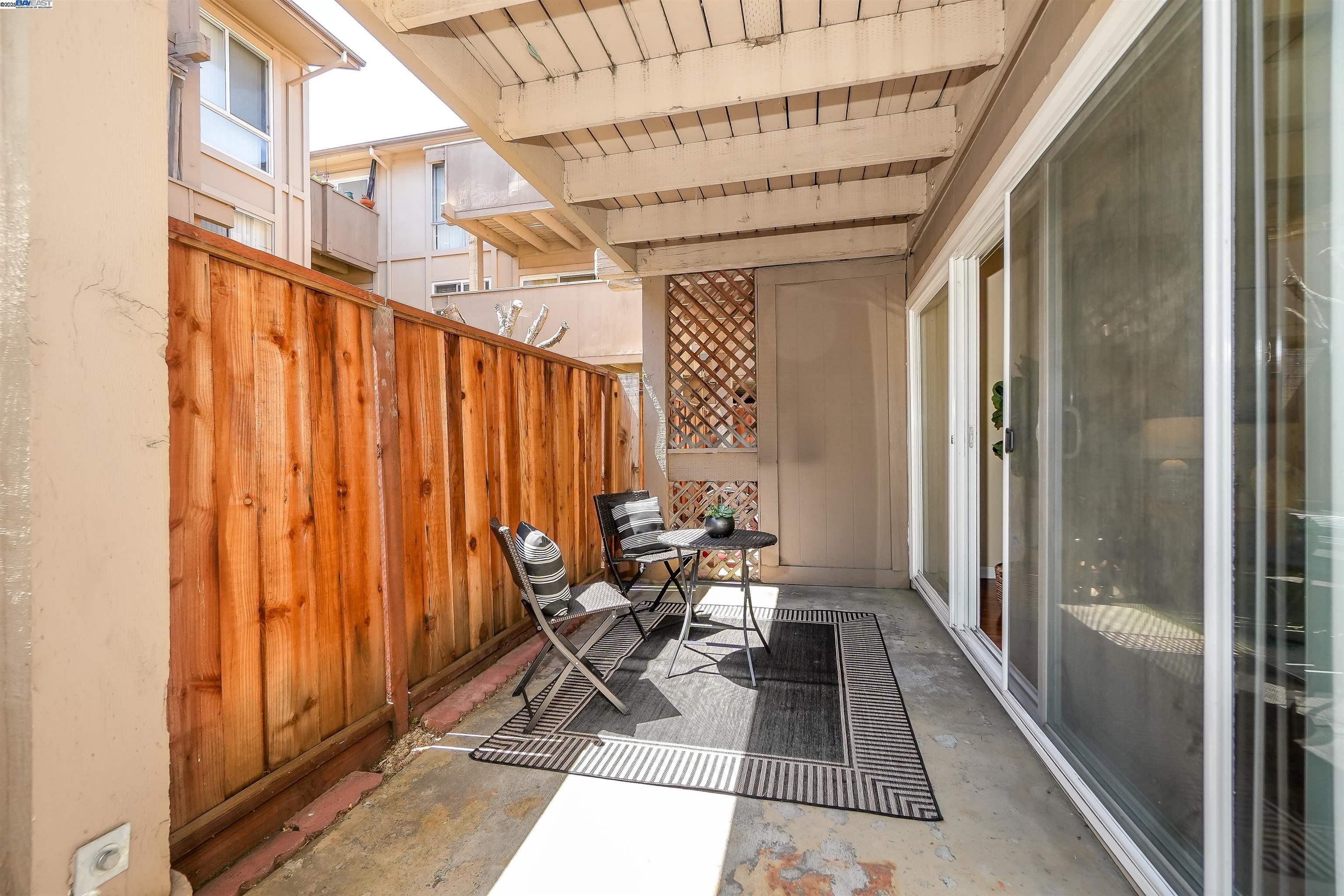 260 Industrial Pkwy # 33, Hayward, California 94544, 1 Bedroom Bedrooms, 3 Rooms Rooms,1 BathroomBathrooms,Residential,For Sale,260 Industrial Pkwy # 33,41106873