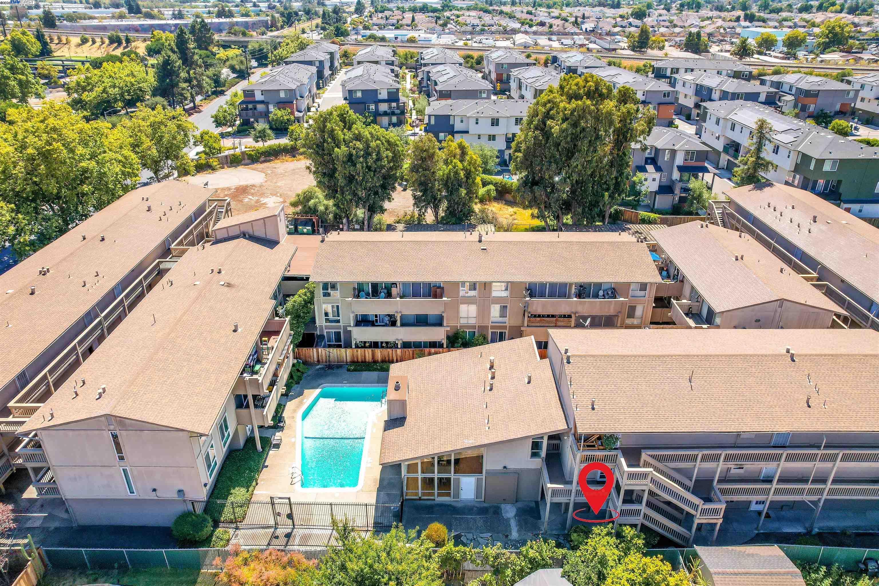 260 Industrial Pkwy # 33, Hayward, California 94544, 1 Bedroom Bedrooms, 3 Rooms Rooms,1 BathroomBathrooms,Residential,For Sale,260 Industrial Pkwy # 33,41106873